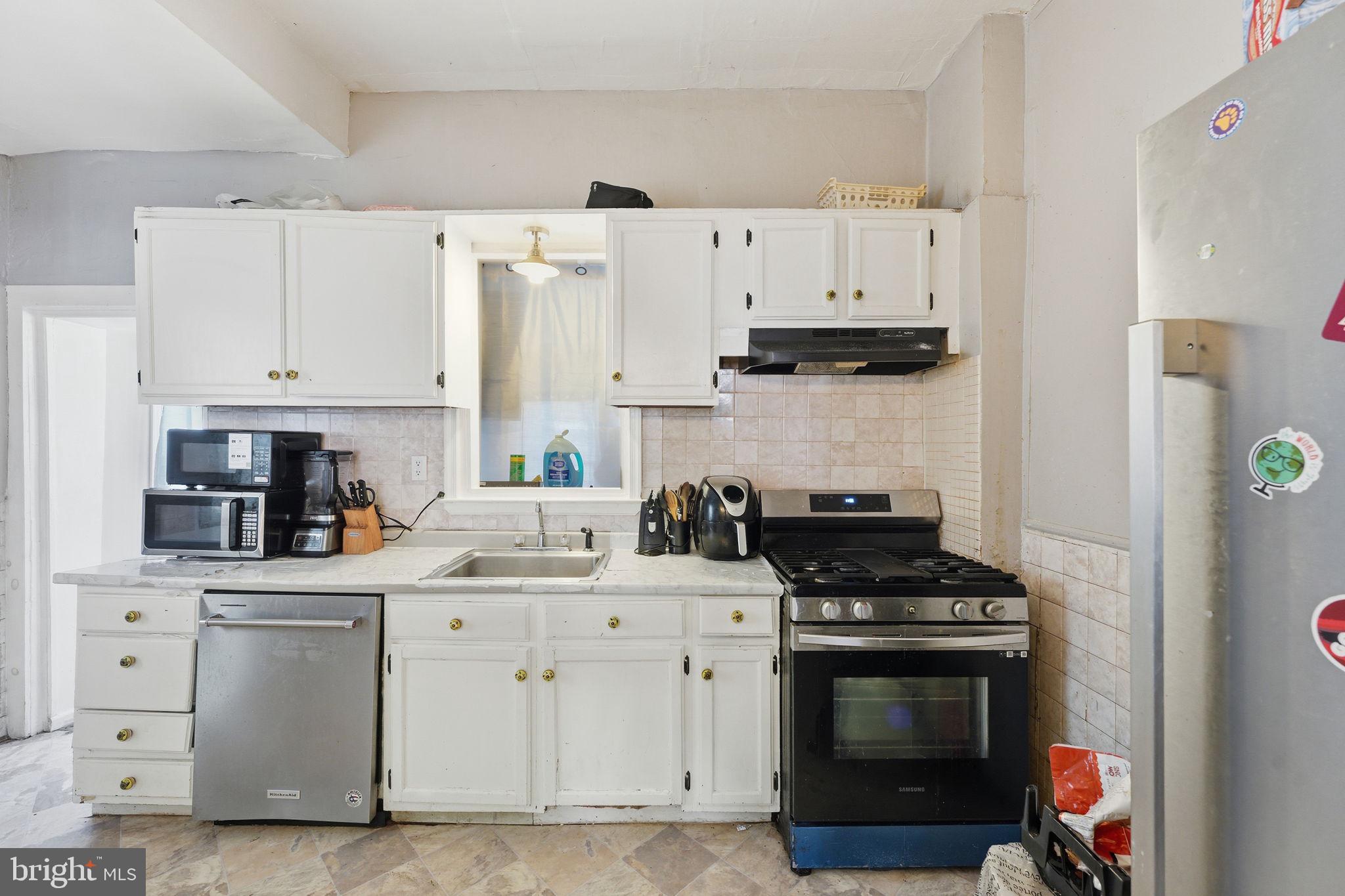 LANSDOWNE - Residential