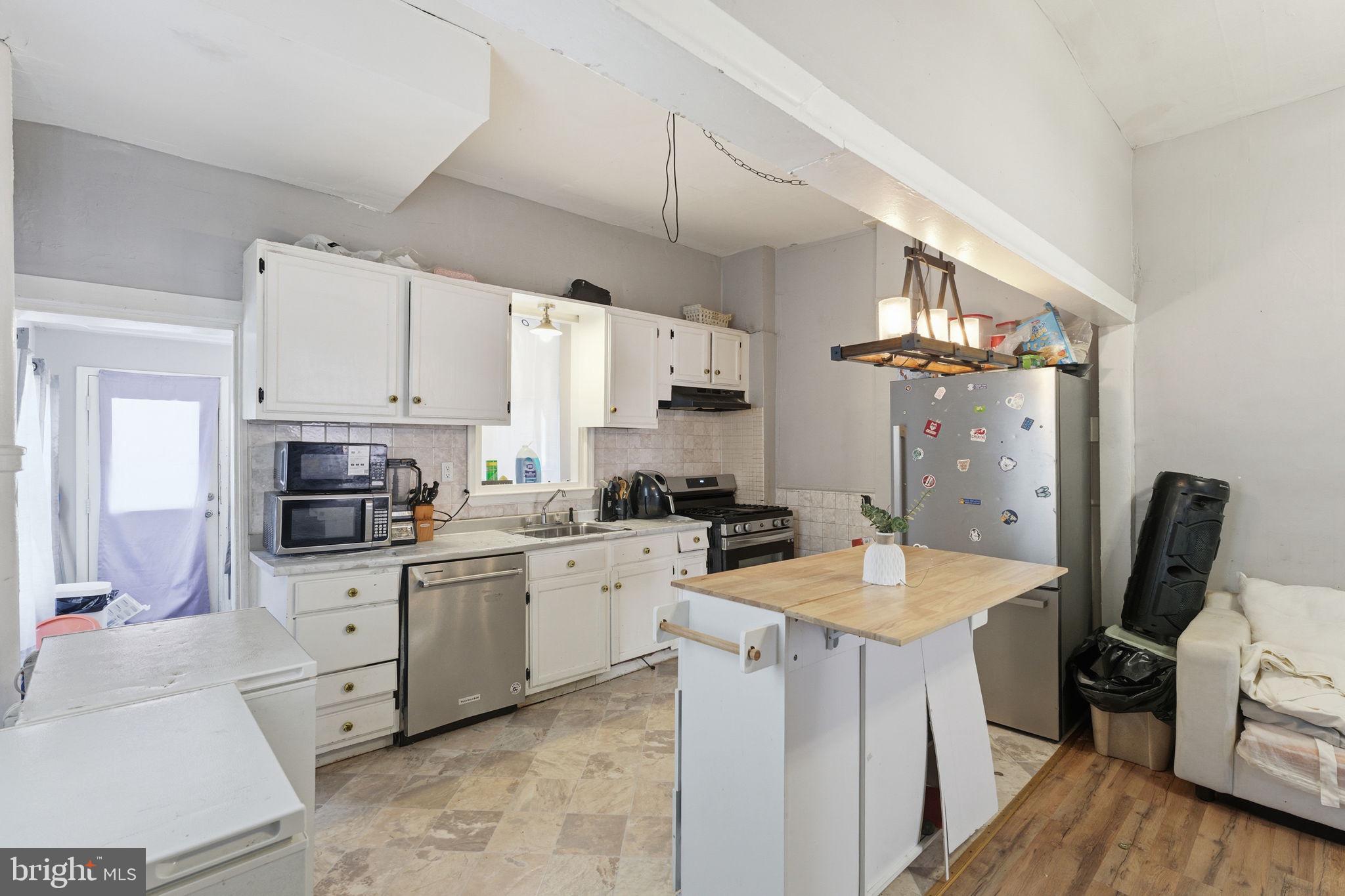 LANSDOWNE - Residential