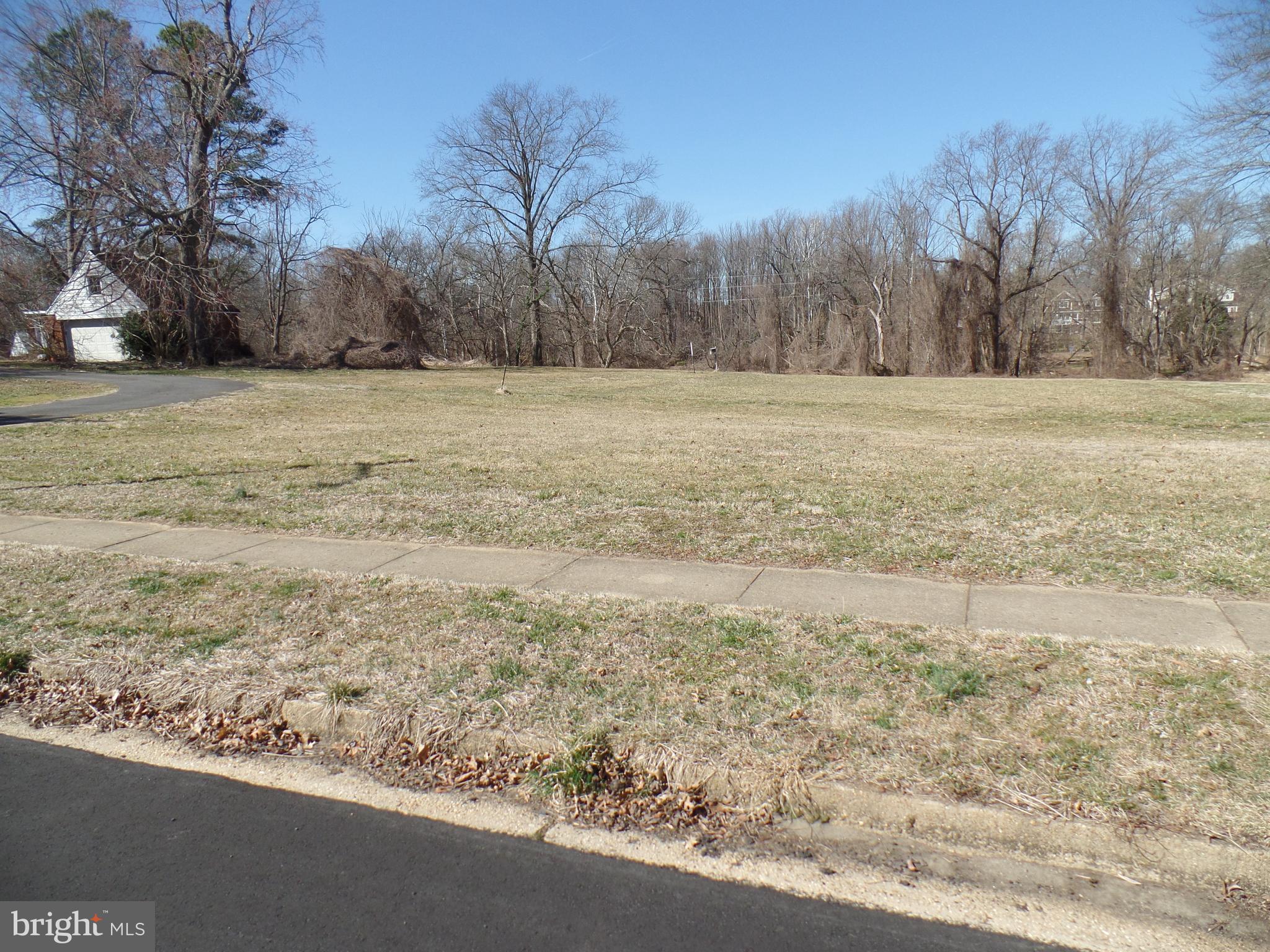 EL NIDO ESTATES - Residential