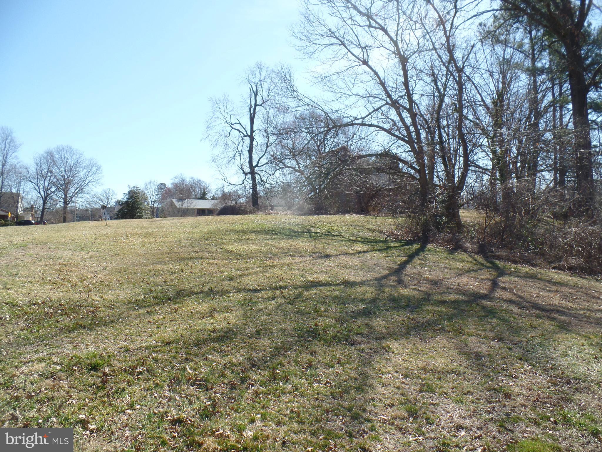 EL NIDO ESTATES - Residential