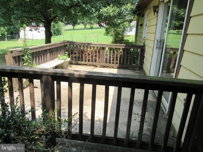 22 W GRANDVIEW AVENUE