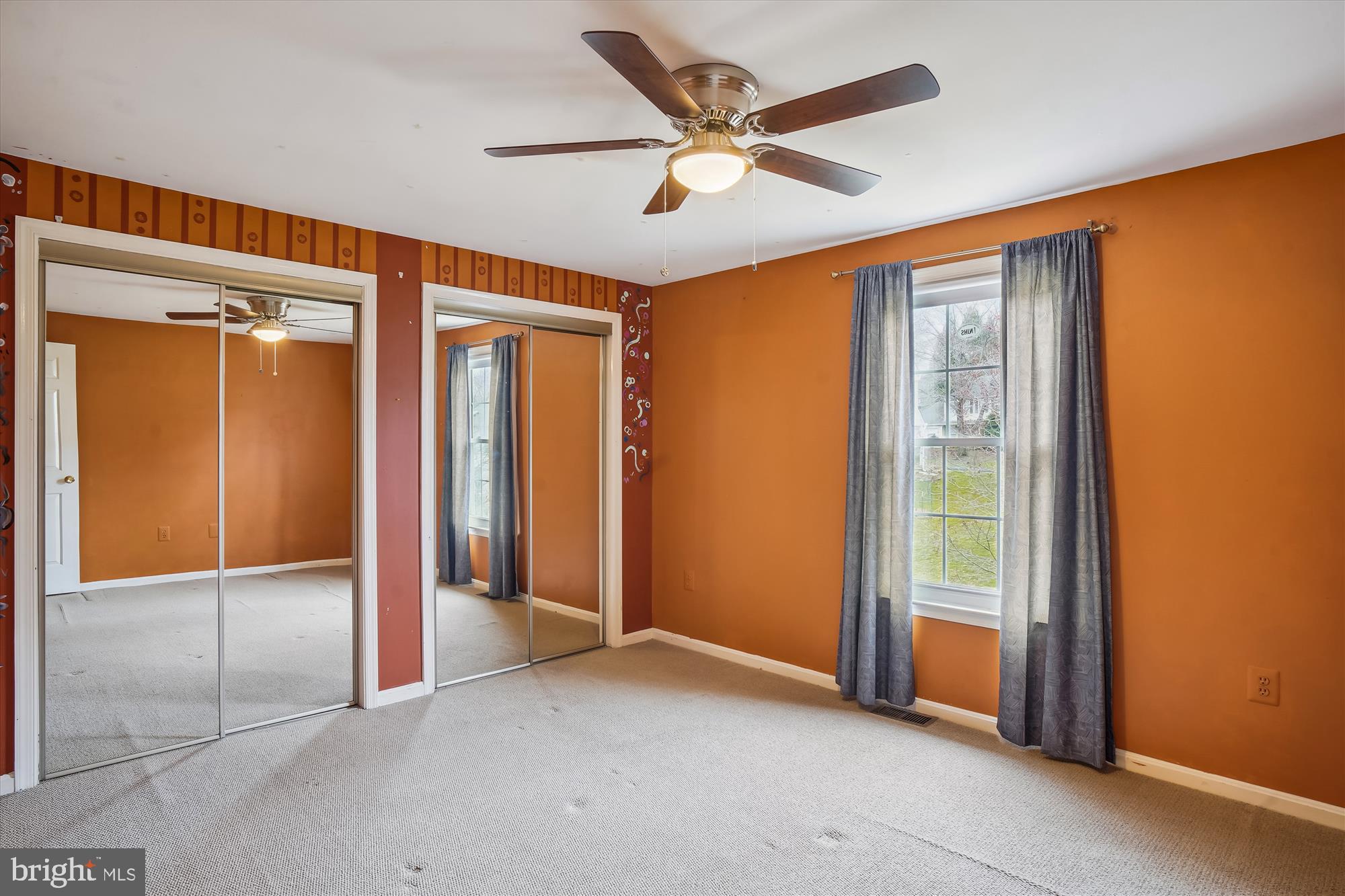 DERWOOD STATION - Residential Lease