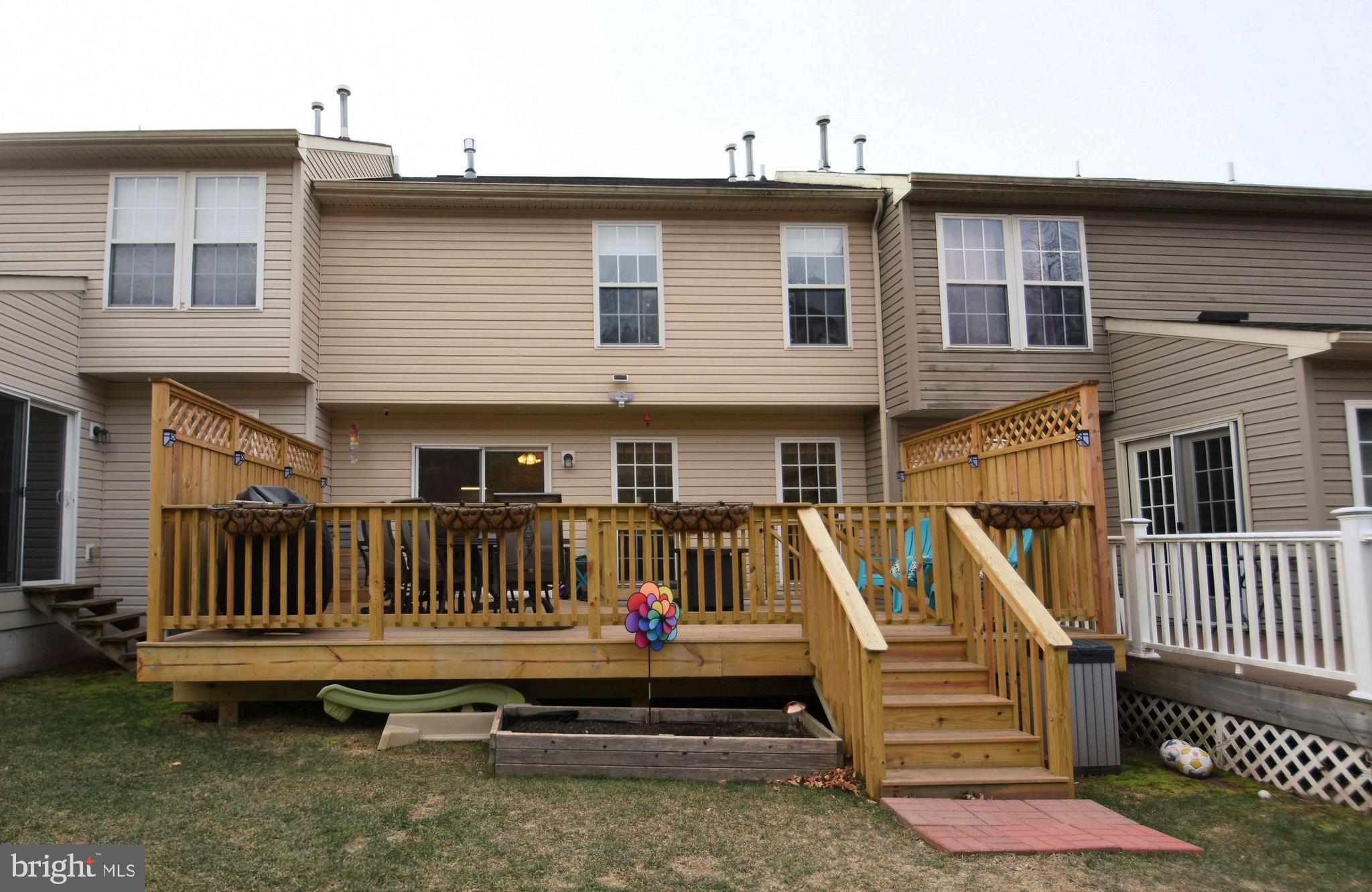 SUNNYBROOK - Residential