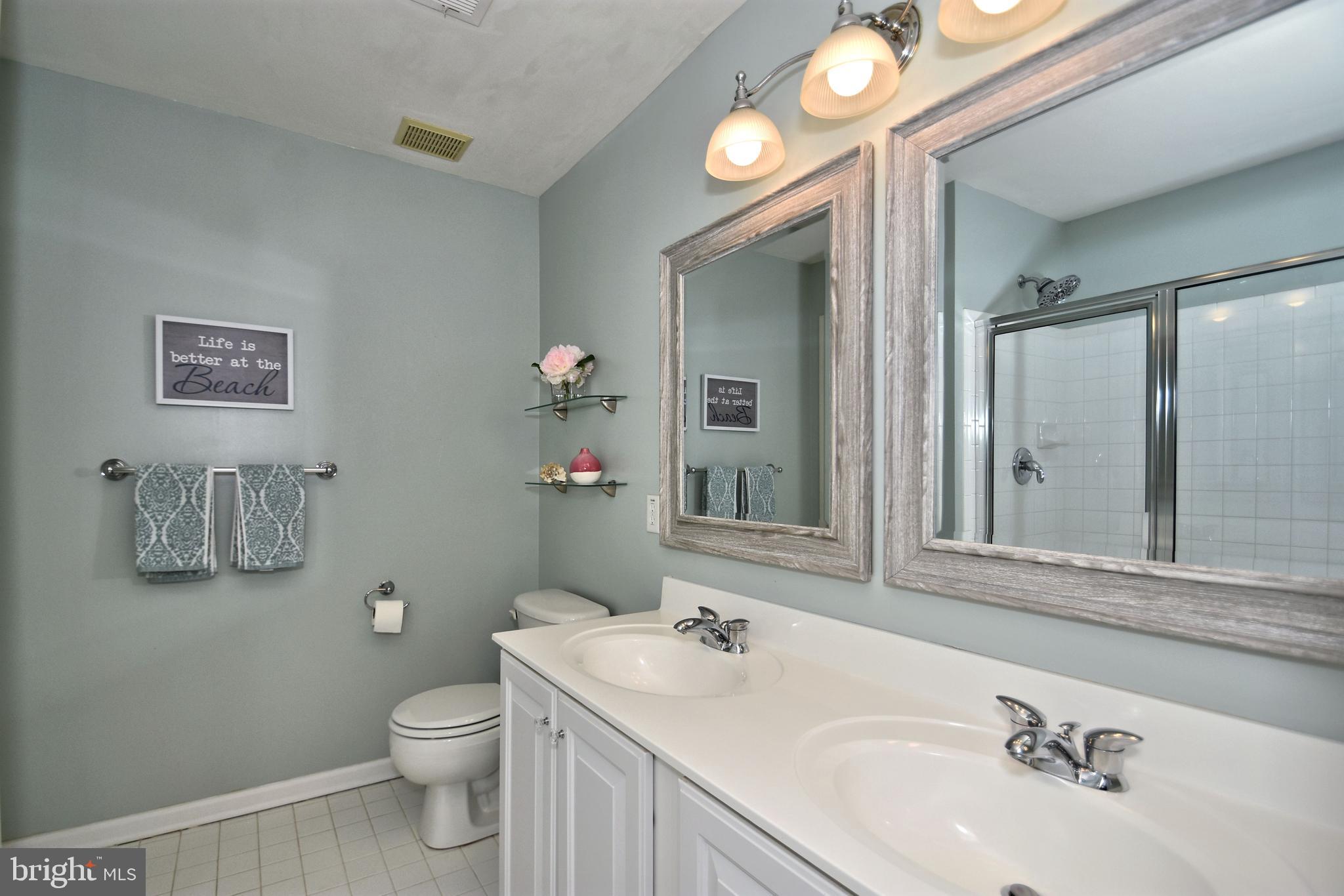 SUNNYBROOK - Residential