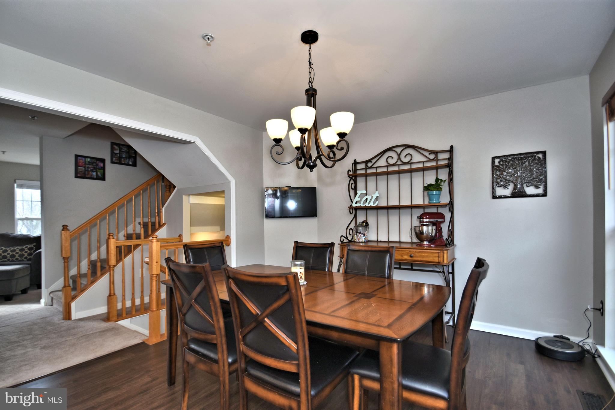 SUNNYBROOK - Residential