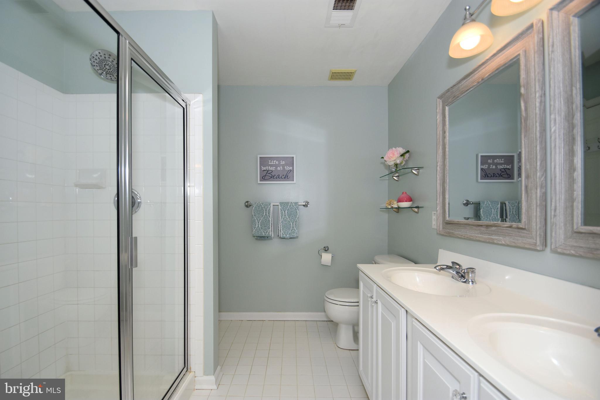 SUNNYBROOK - Residential