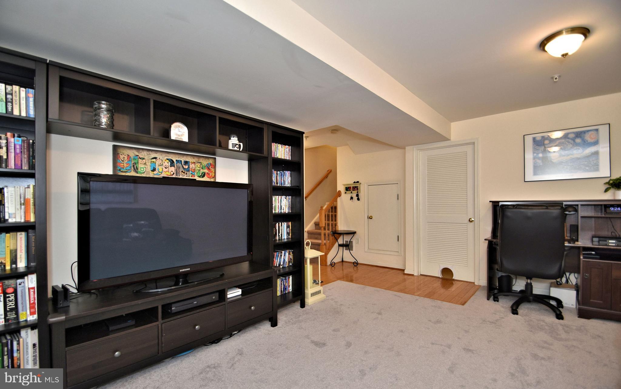 SUNNYBROOK - Residential