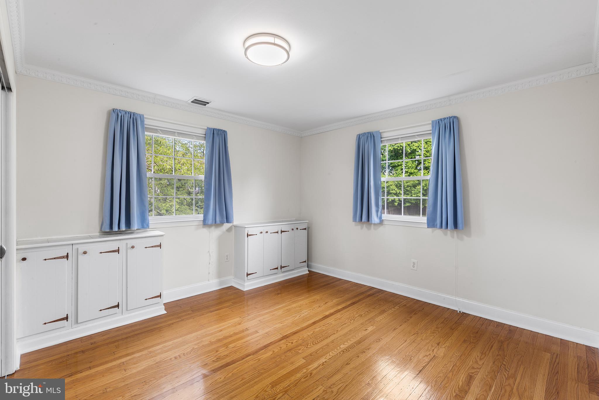 RAVENSCLIFF - Residential