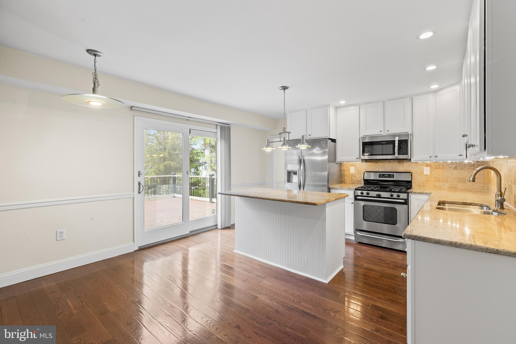 RAVENSCLIFF - Residential