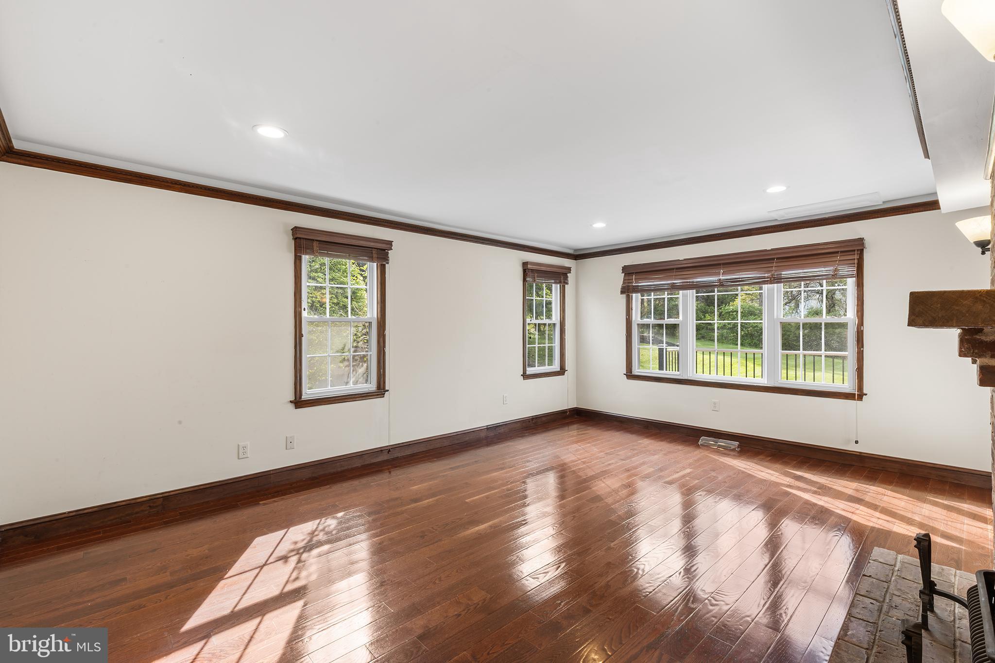 RAVENSCLIFF - Residential