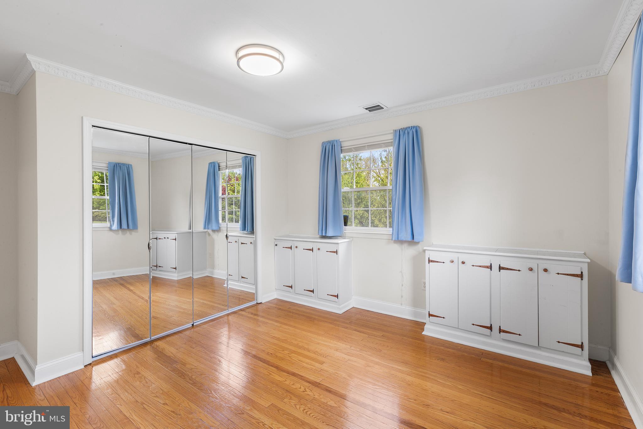RAVENSCLIFF - Residential