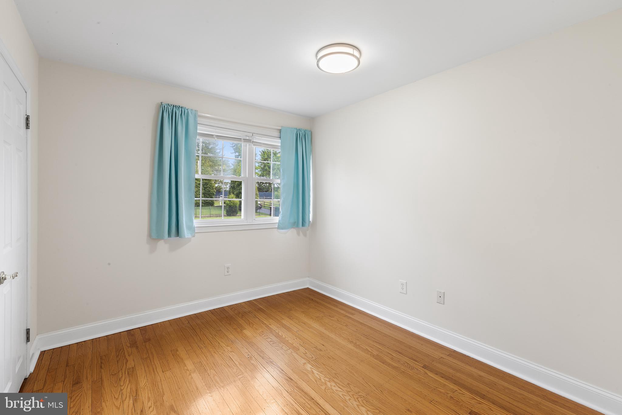 RAVENSCLIFF - Residential