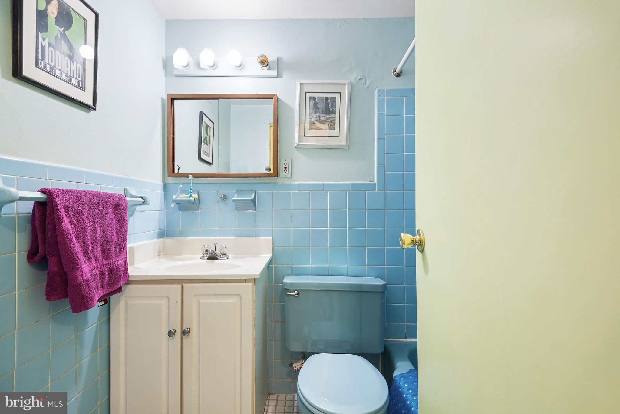 WEST SPRING - Residential