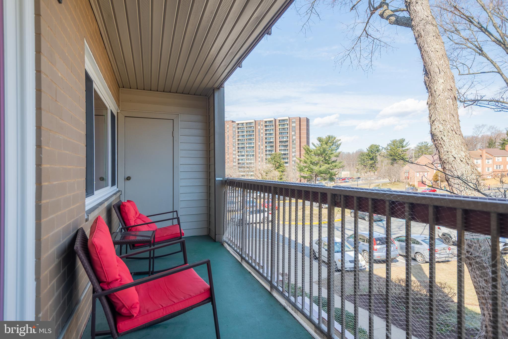 WEST SPRING - Residential