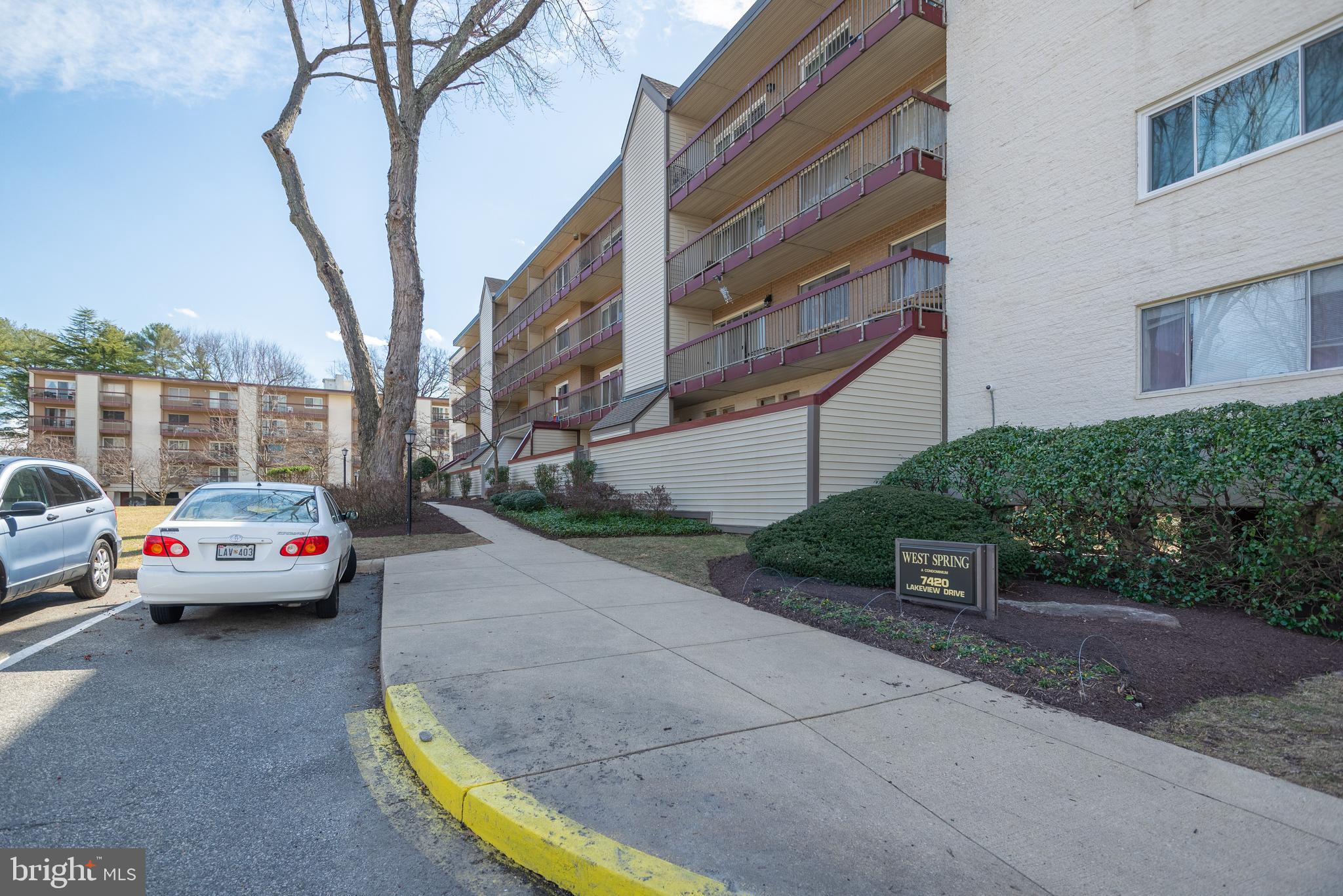 WEST SPRING - Residential