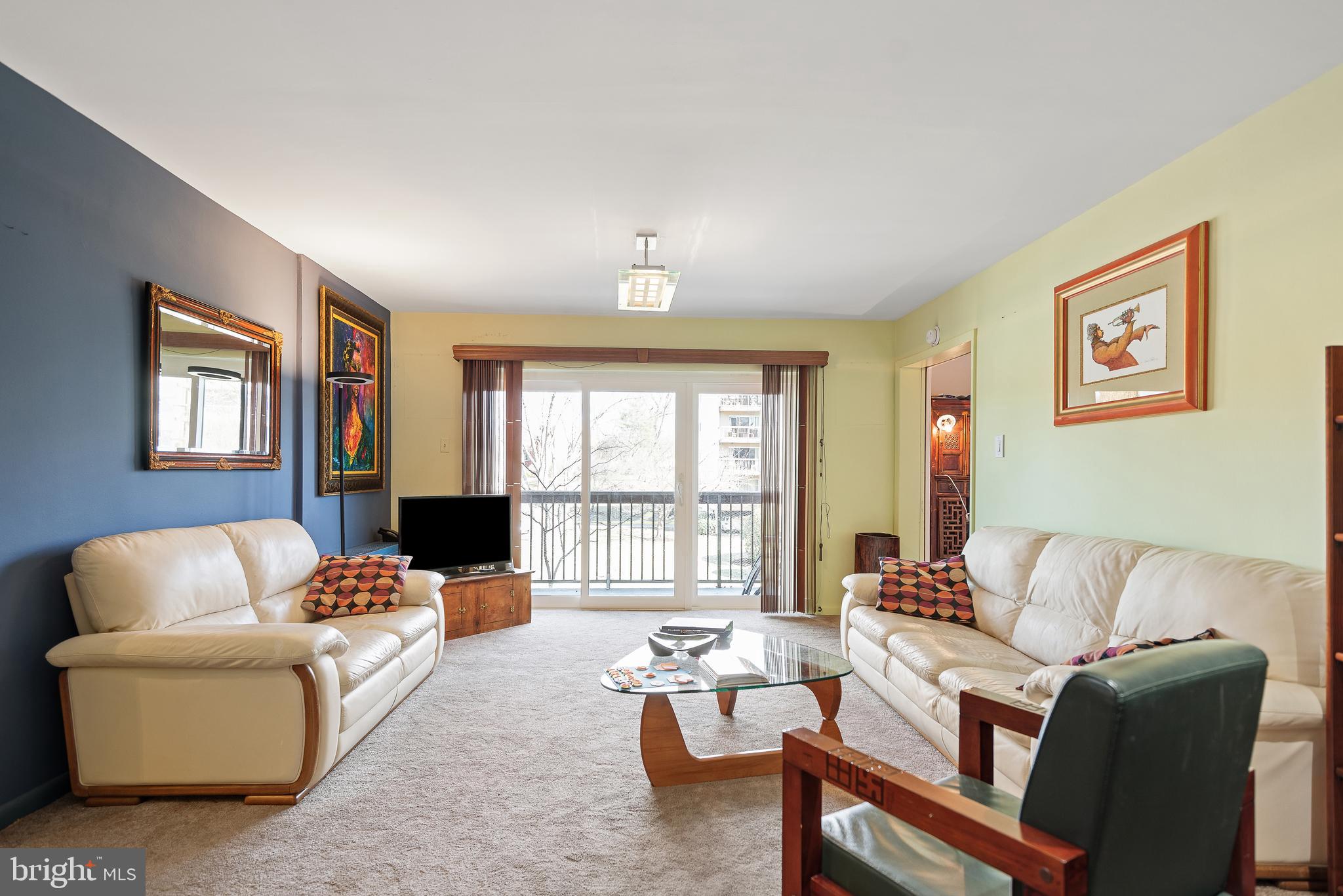 WEST SPRING - Residential