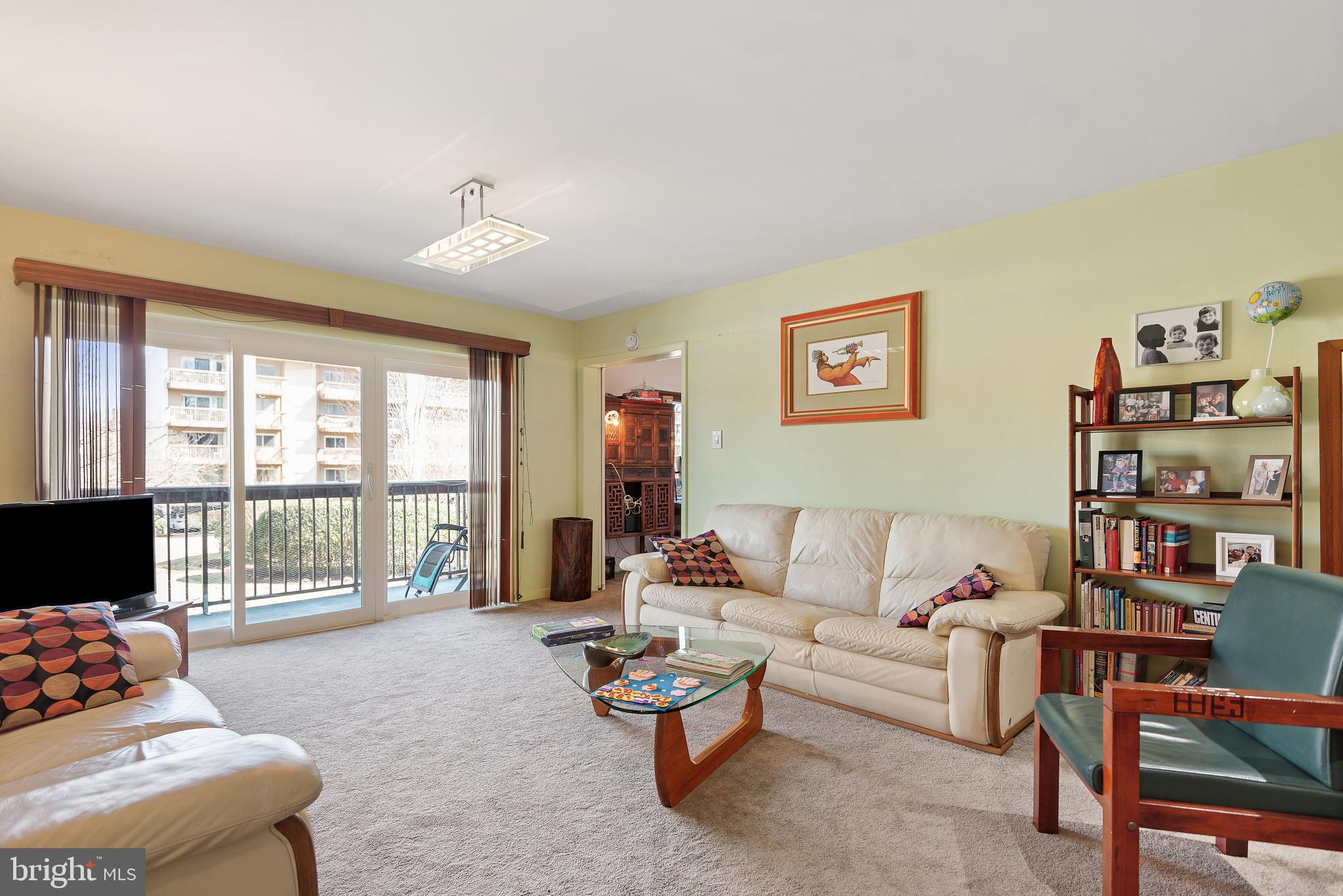 WEST SPRING - Residential