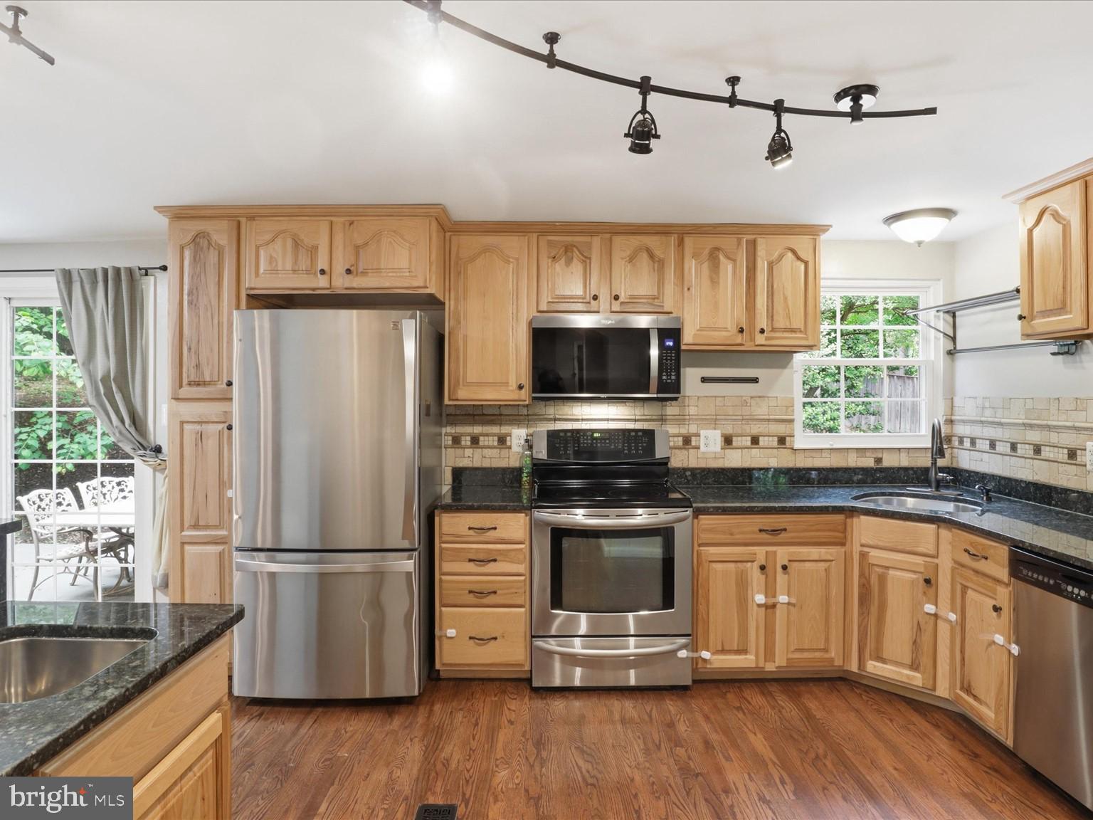 16106 BENEDICT COURT