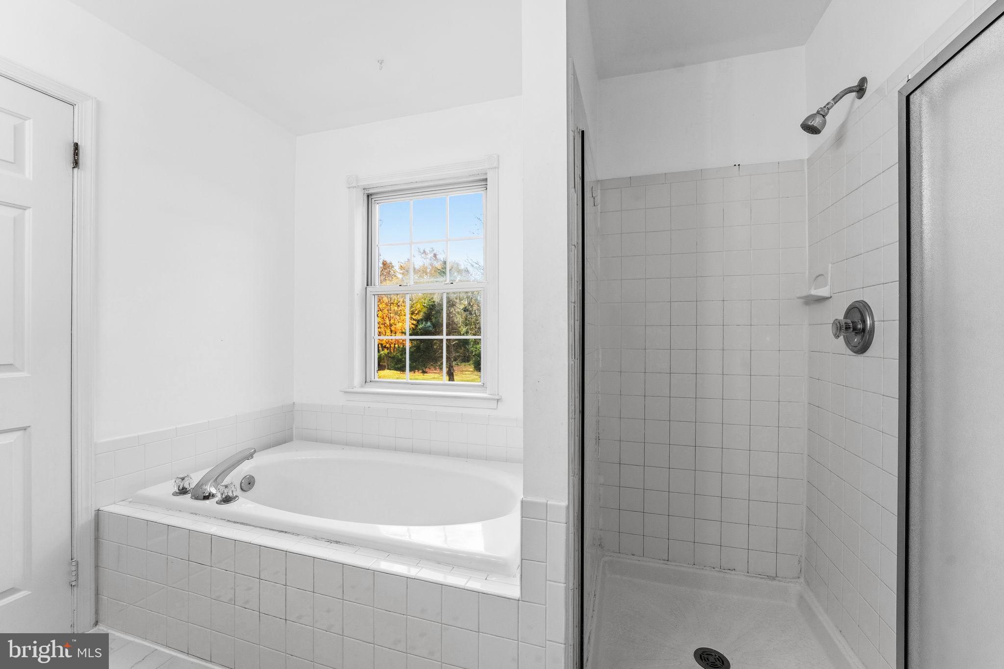 KIMBERTON KNOLL - Residential