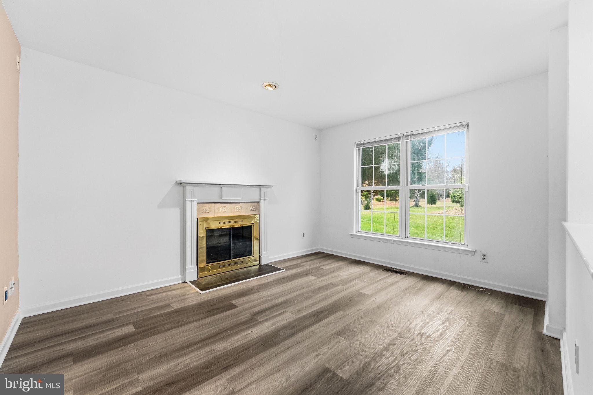 KIMBERTON KNOLL - Residential