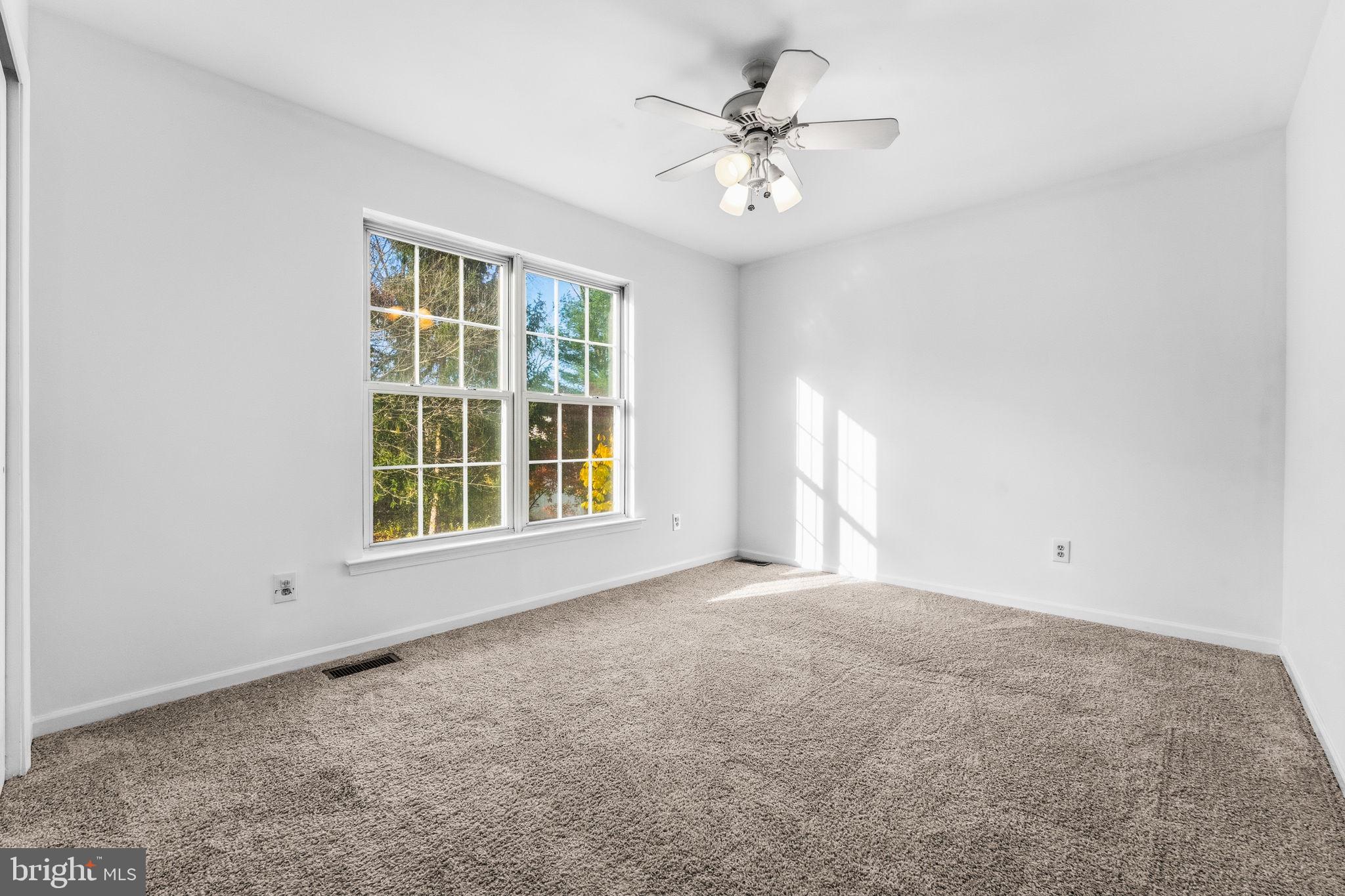 KIMBERTON KNOLL - Residential