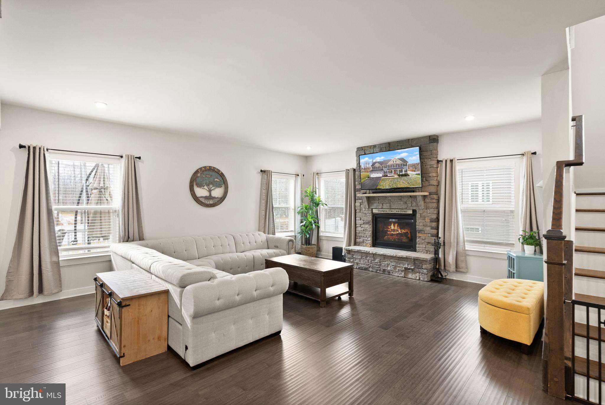 ONVILLE ESTATES - Residential