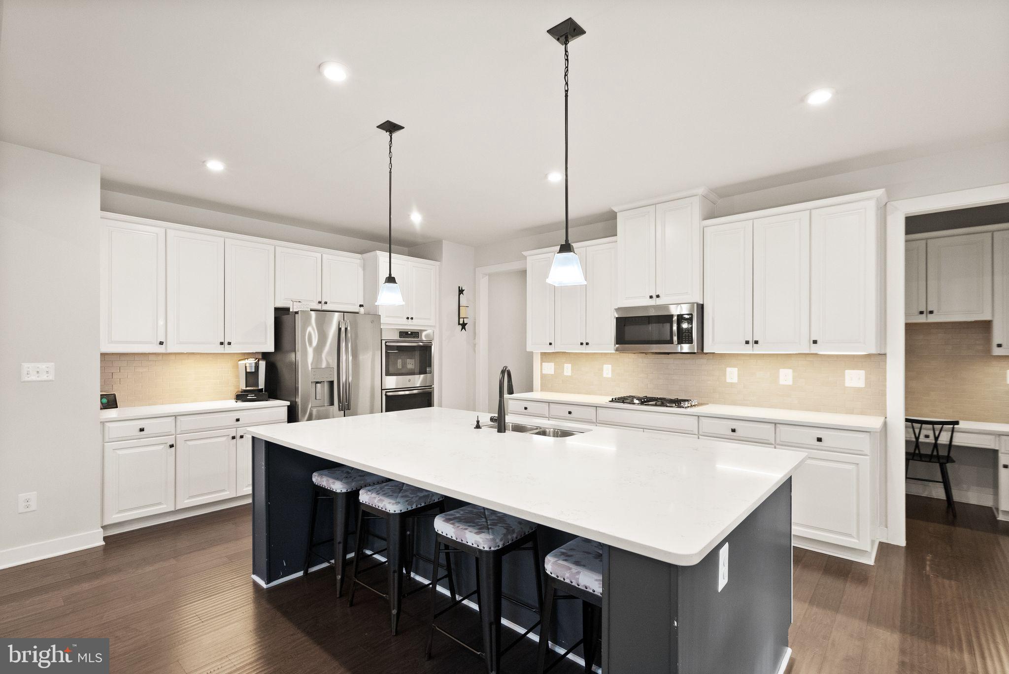 ONVILLE ESTATES - Residential