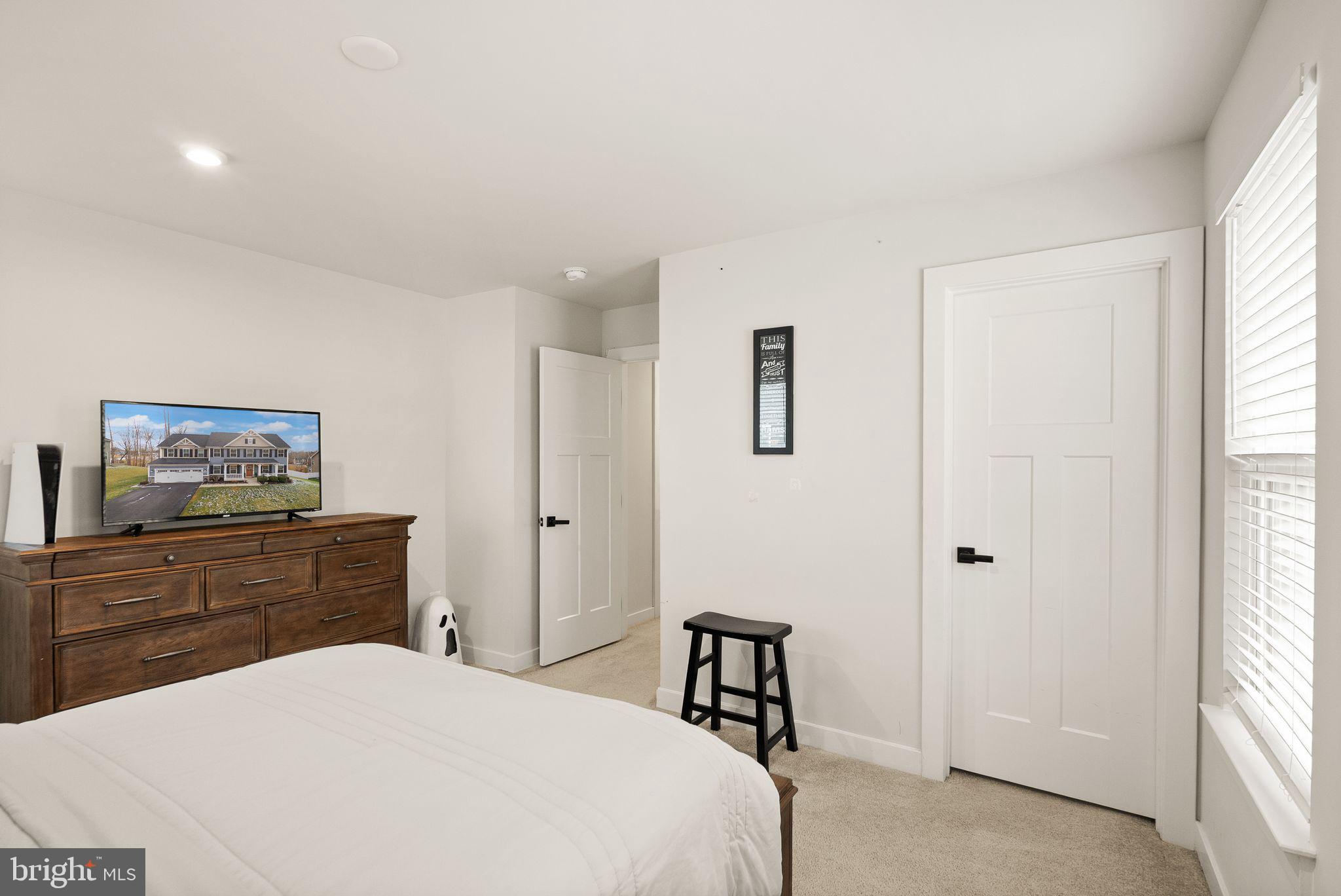 ONVILLE ESTATES - Residential