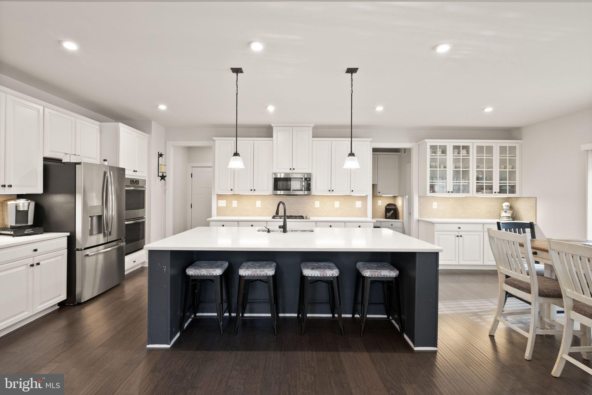 ONVILLE ESTATES - Residential