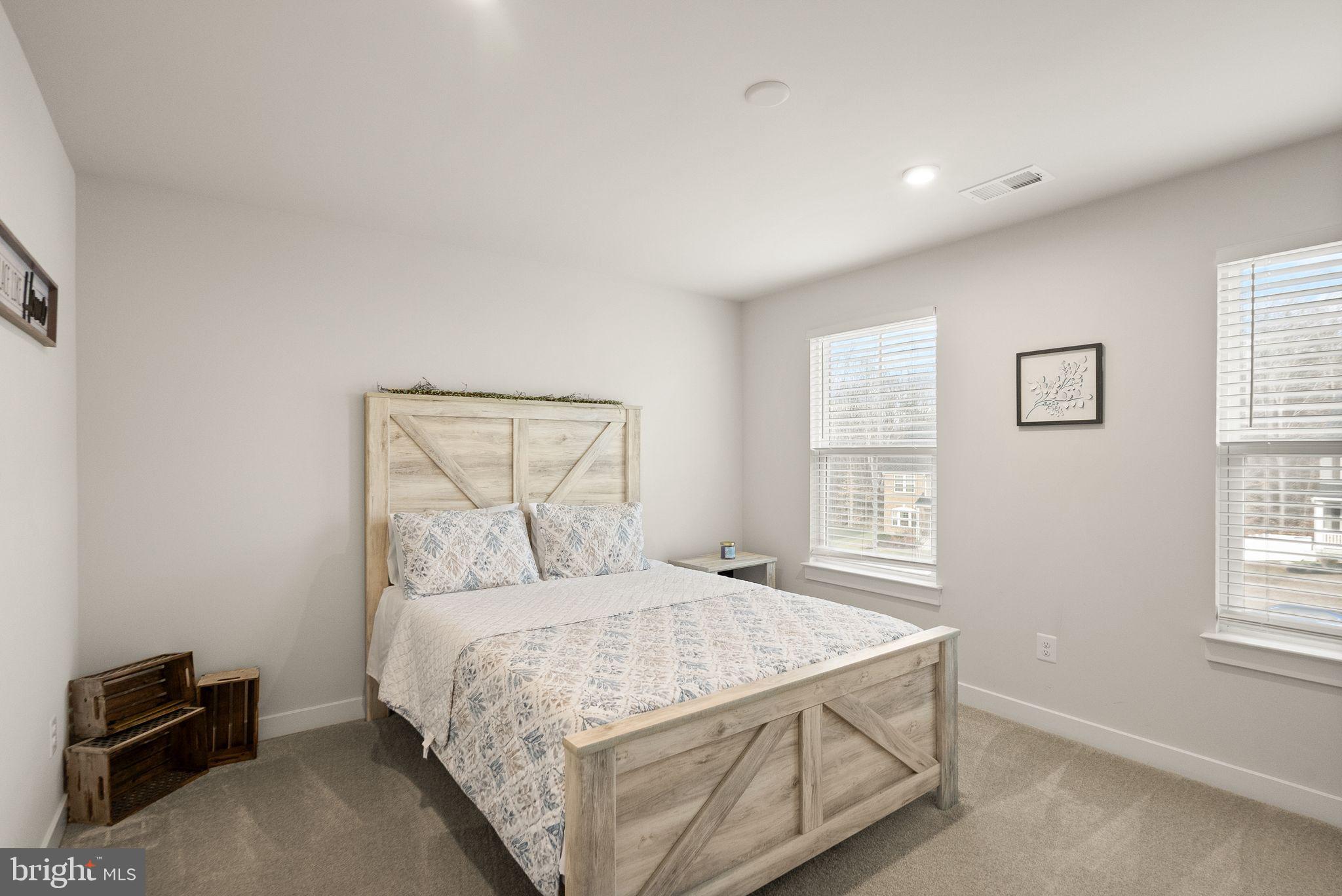 ONVILLE ESTATES - Residential