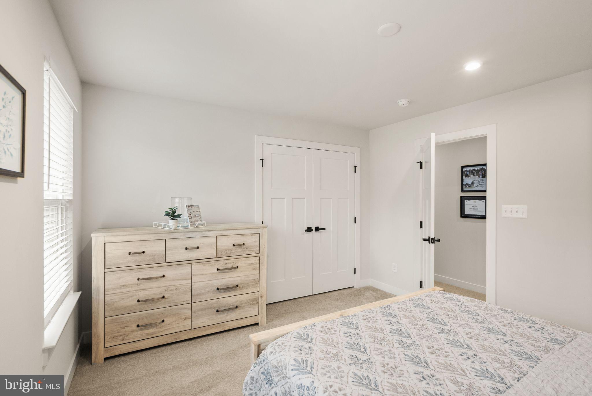 ONVILLE ESTATES - Residential