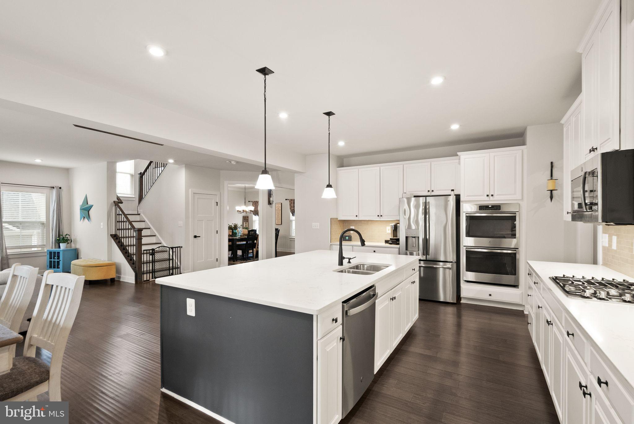 ONVILLE ESTATES - Residential