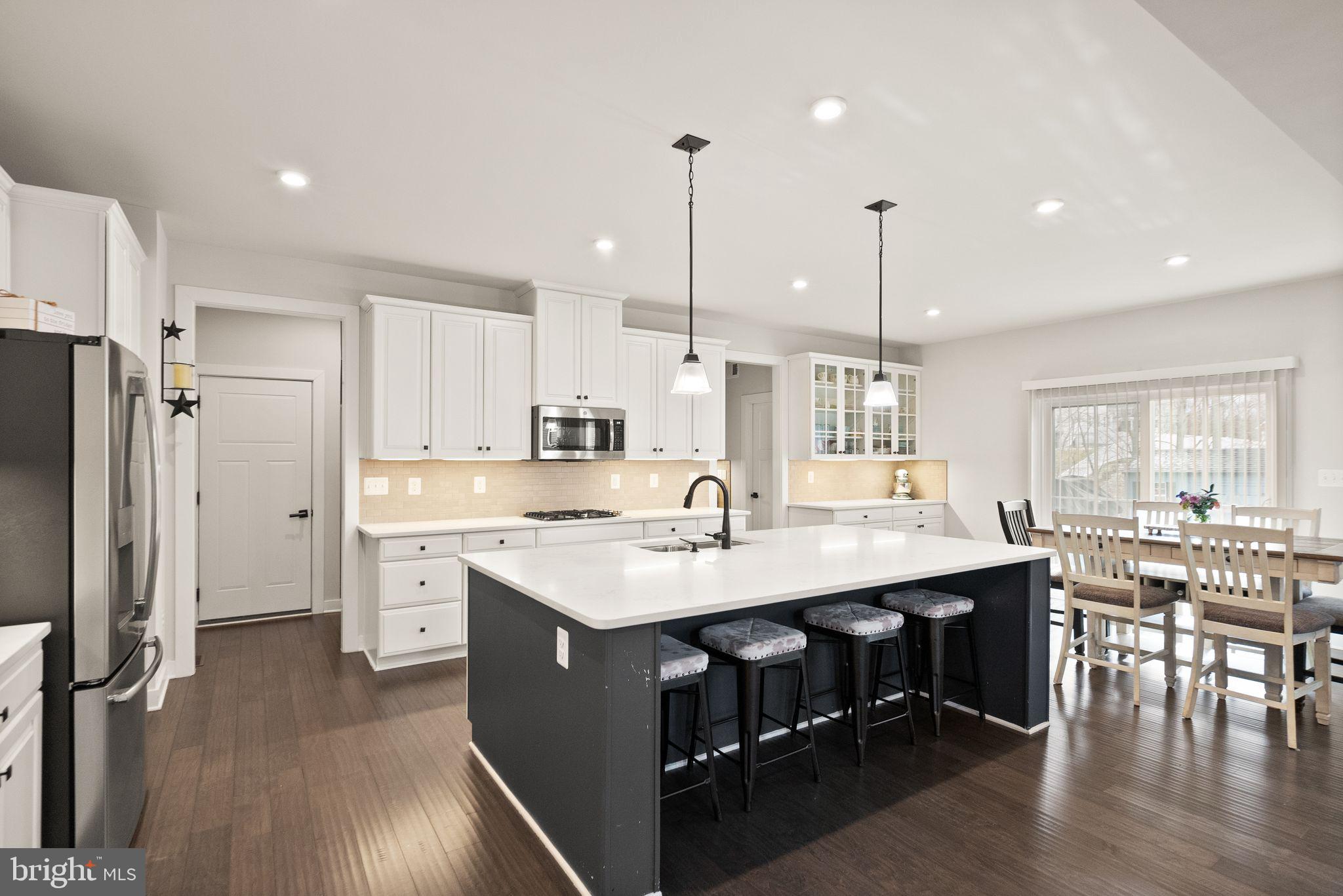 ONVILLE ESTATES - Residential