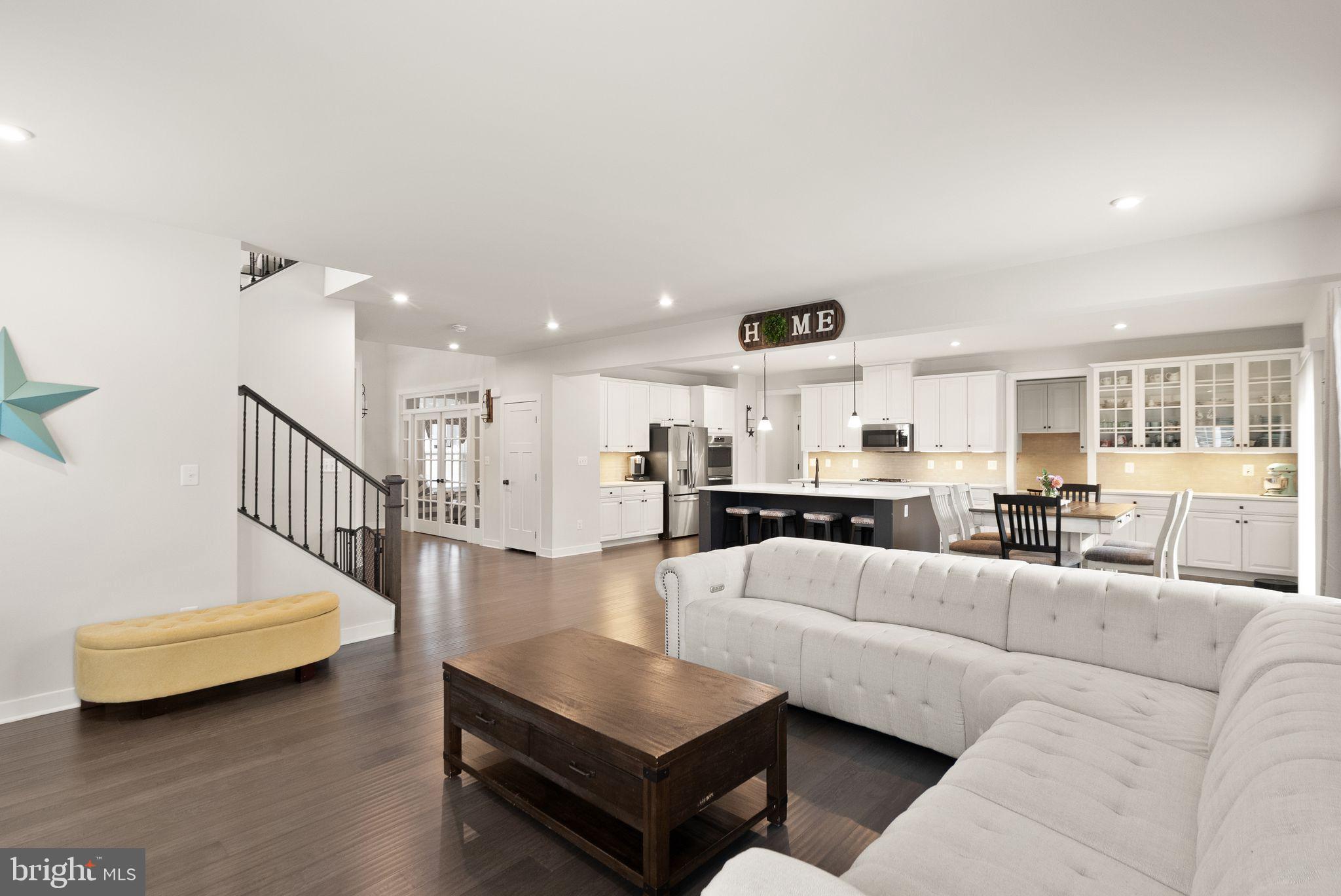 ONVILLE ESTATES - Residential