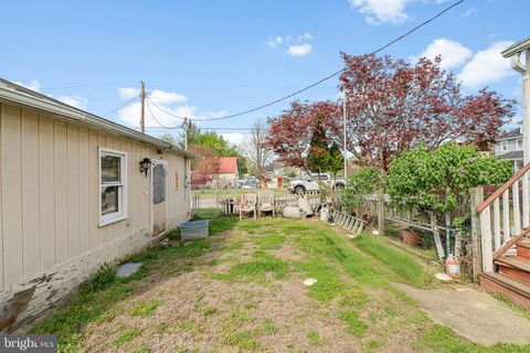 Tiny photo for 100 Penn Street, PENNS GROVE, NJ 08069 (MLS # NJSA2018620)