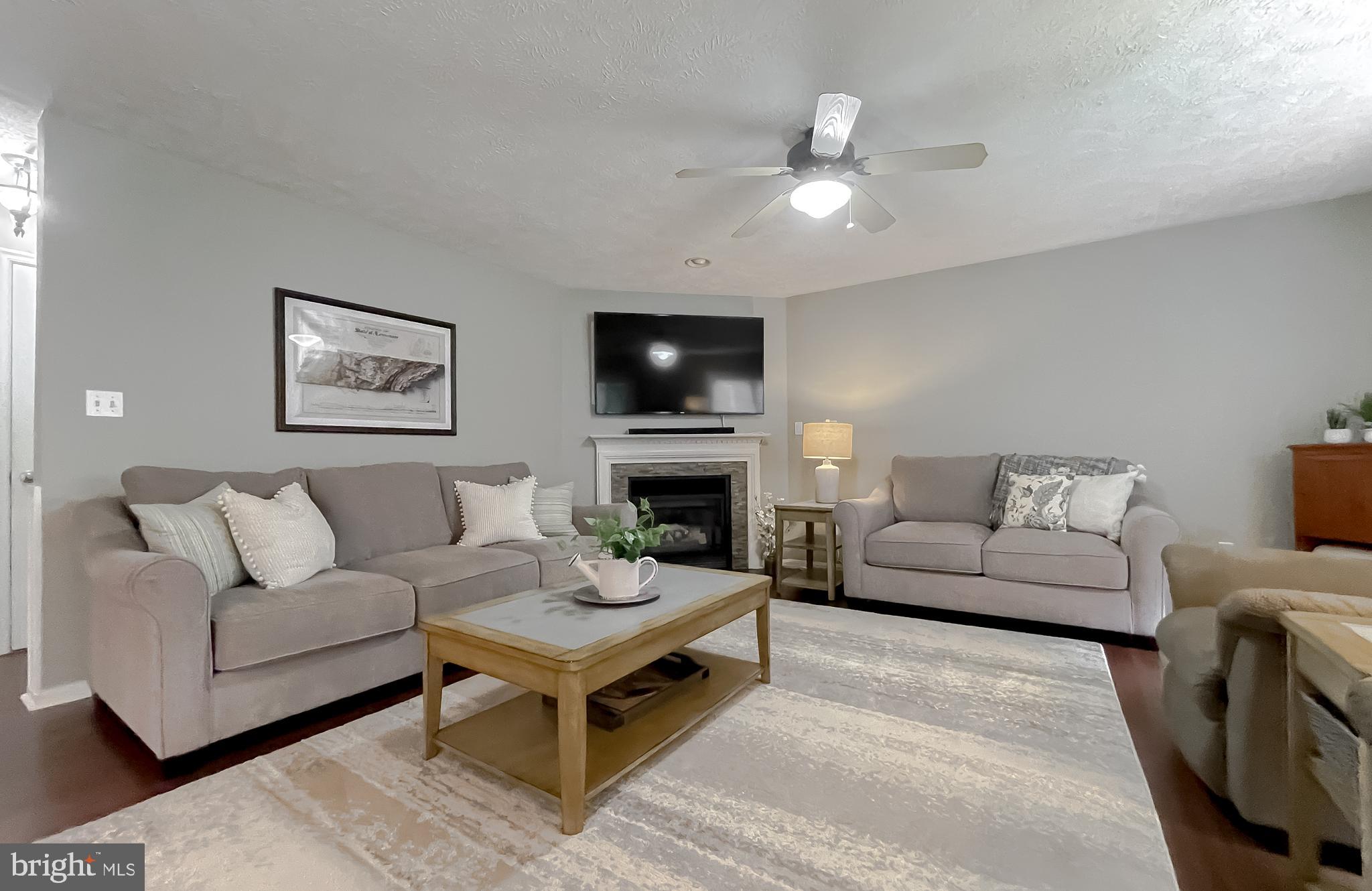 WHITEHALL - Residential