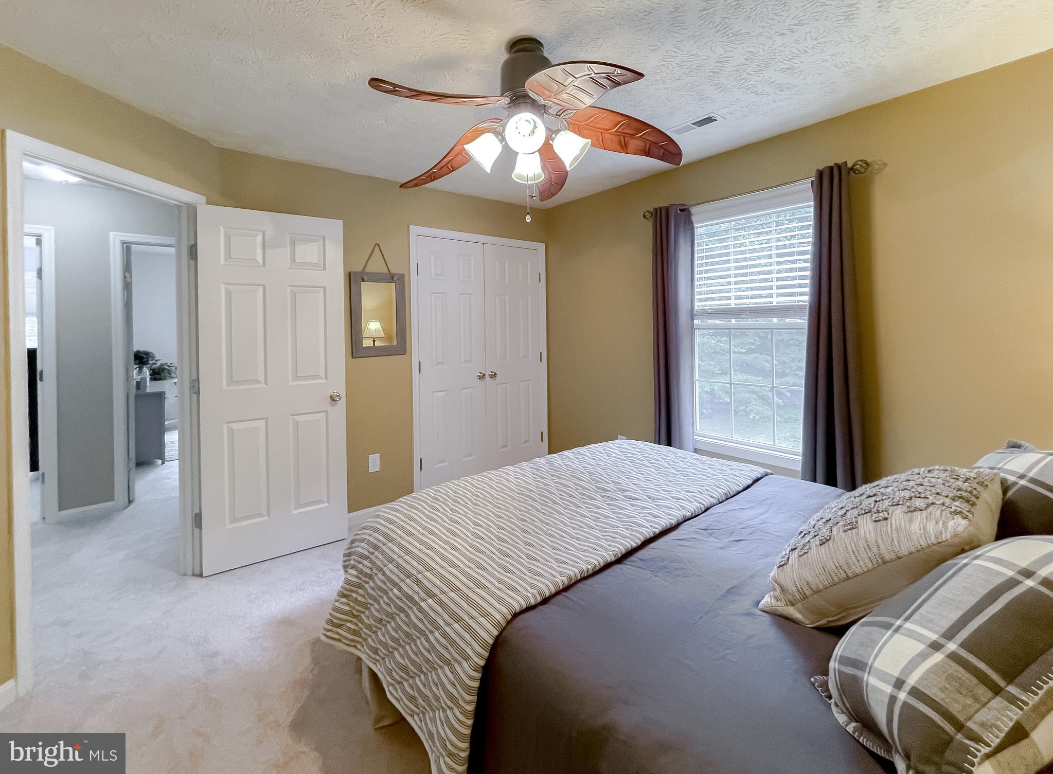 WHITEHALL - Residential