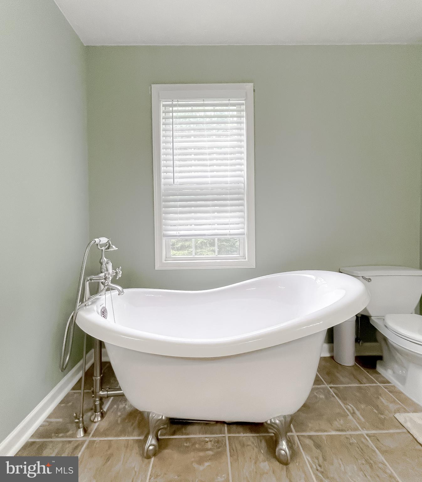 WHITEHALL - Residential