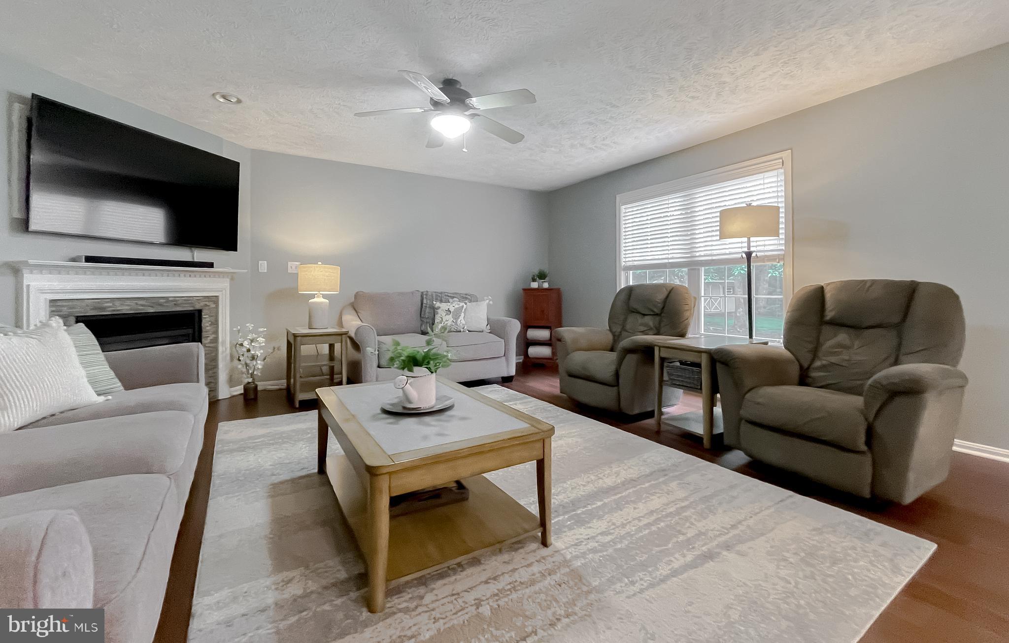 WHITEHALL - Residential