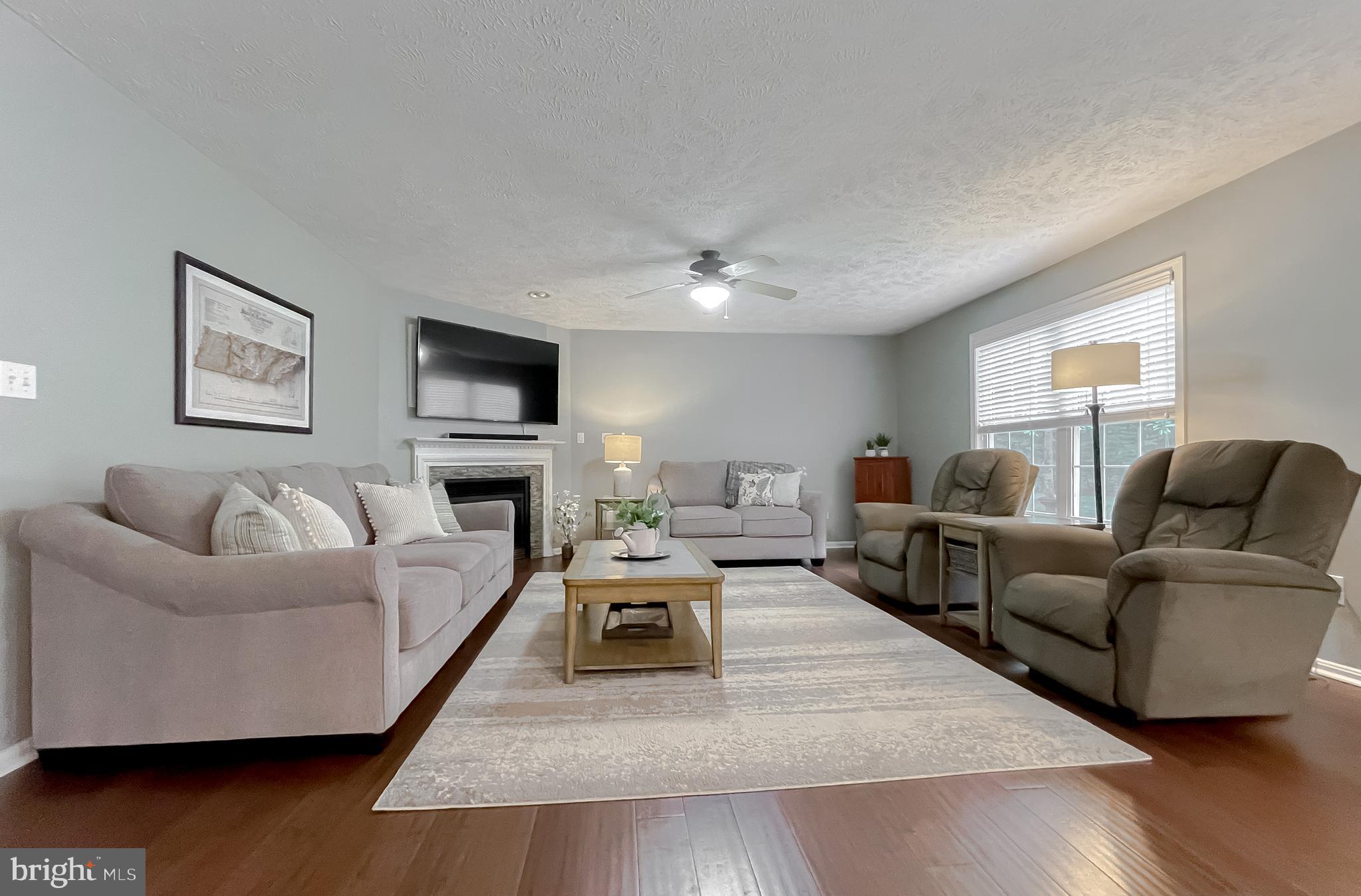 WHITEHALL - Residential