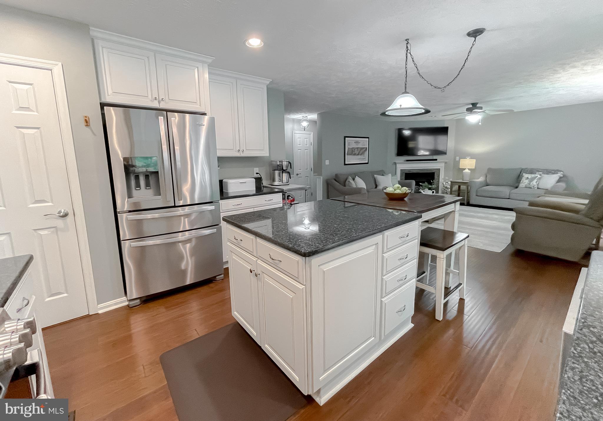 WHITEHALL - Residential