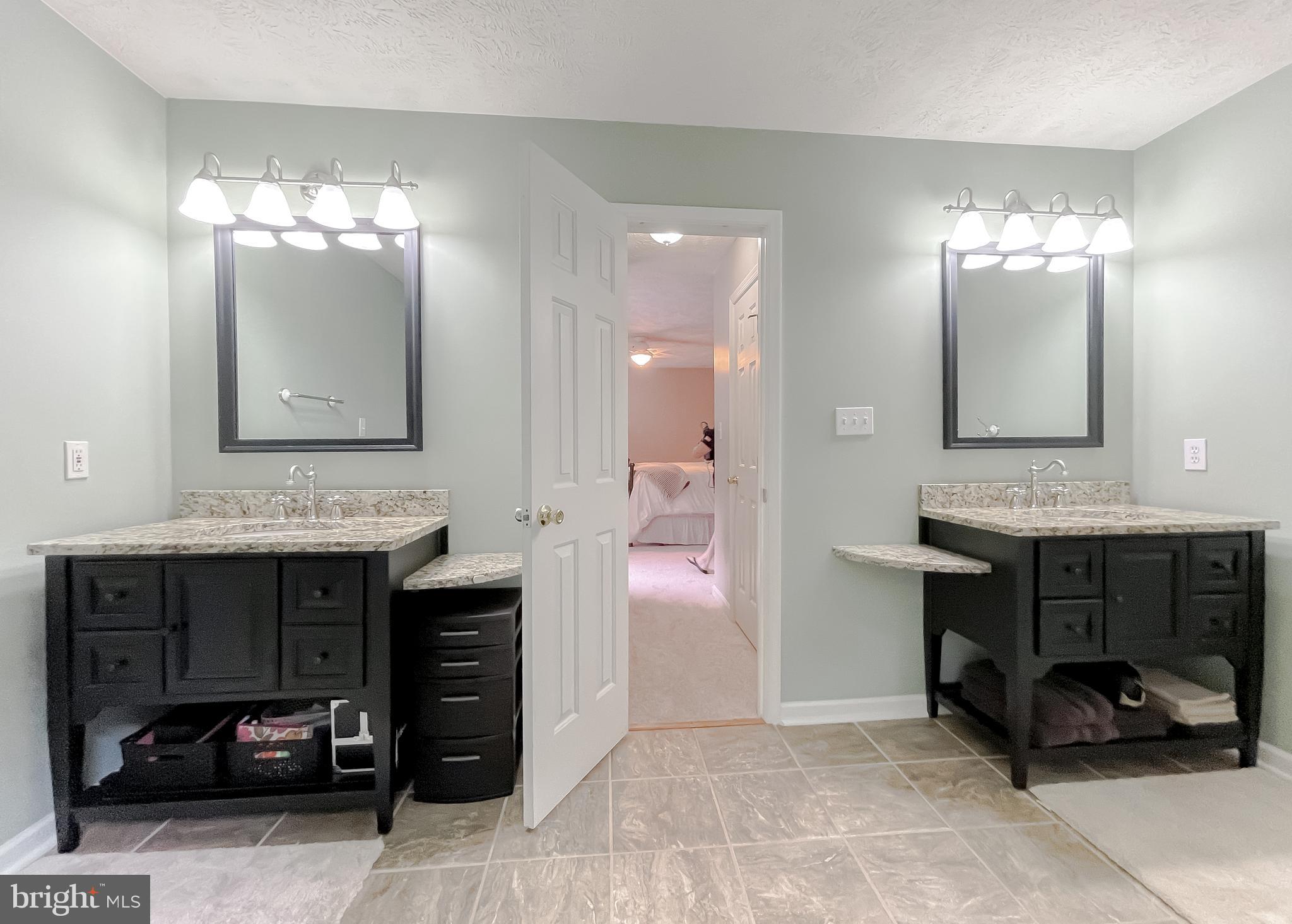 WHITEHALL - Residential