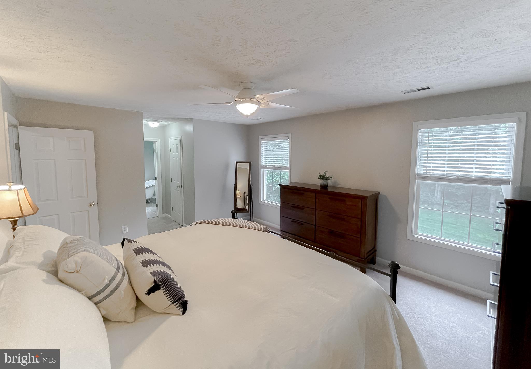 WHITEHALL - Residential