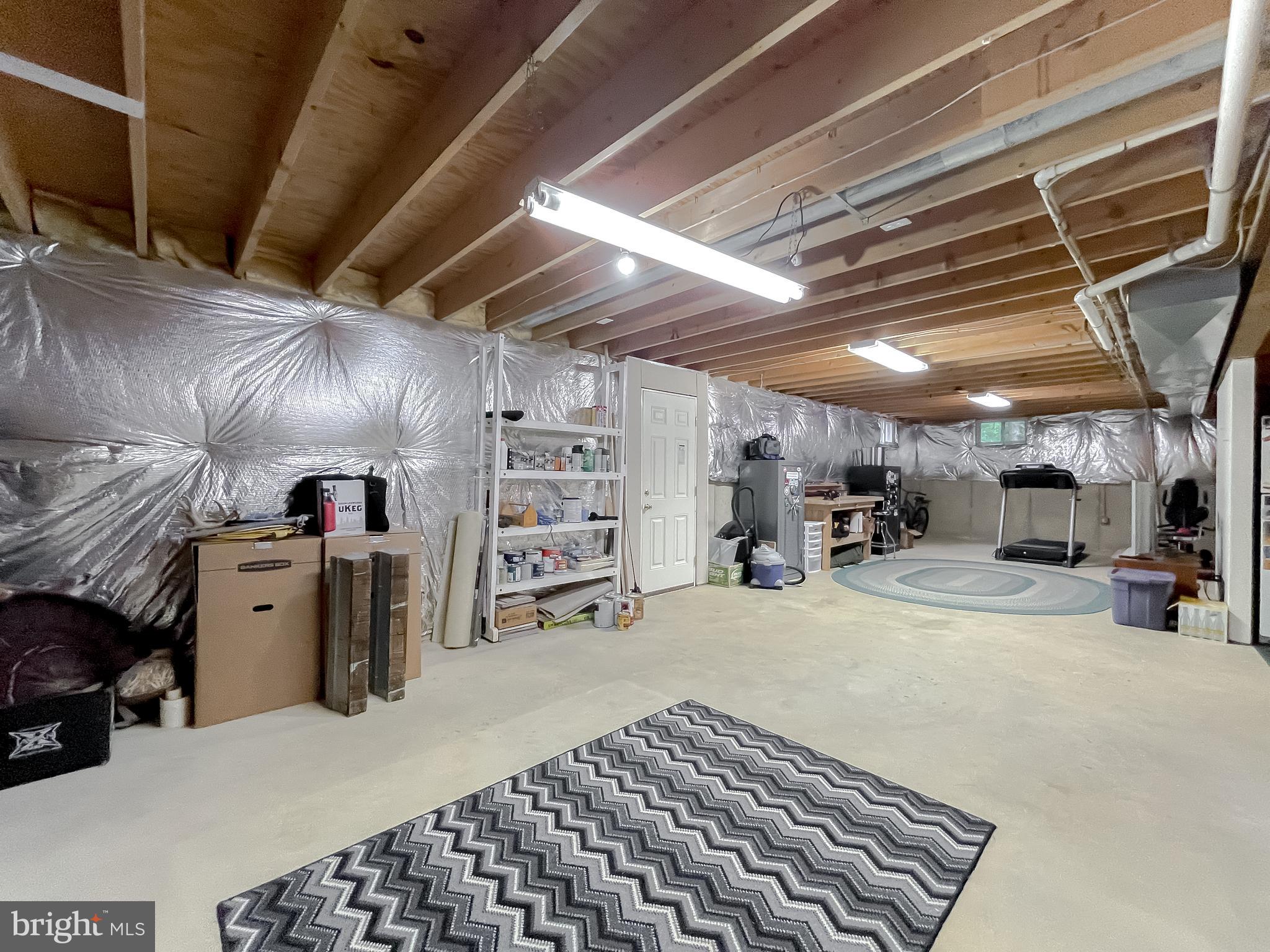 WHITEHALL - Residential