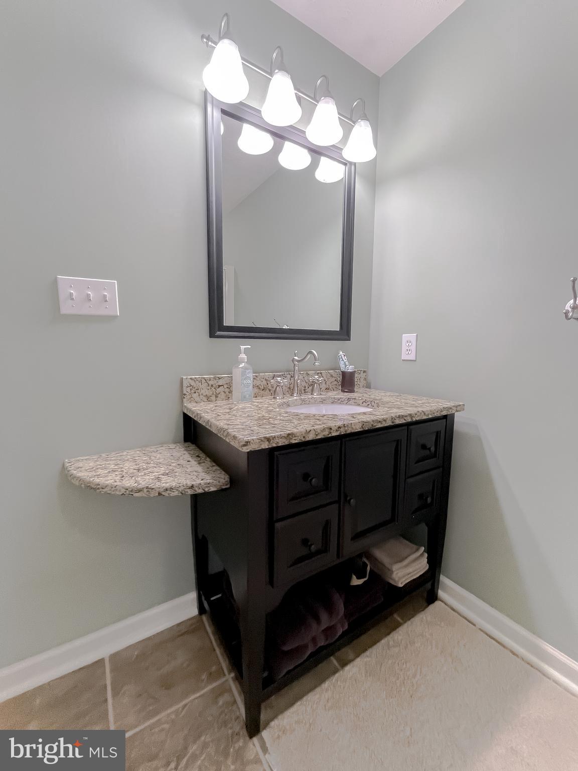 WHITEHALL - Residential