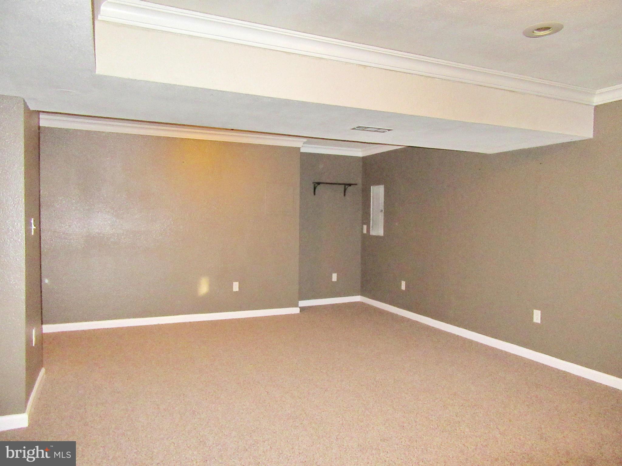 KEYSTONE ESTATES SUB - Residential