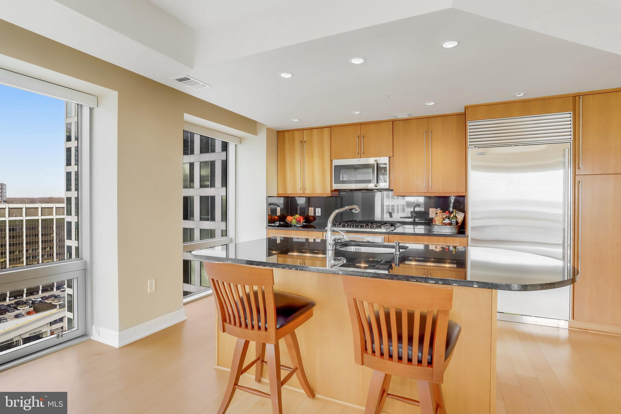 ROSSLYN - Residential Lease