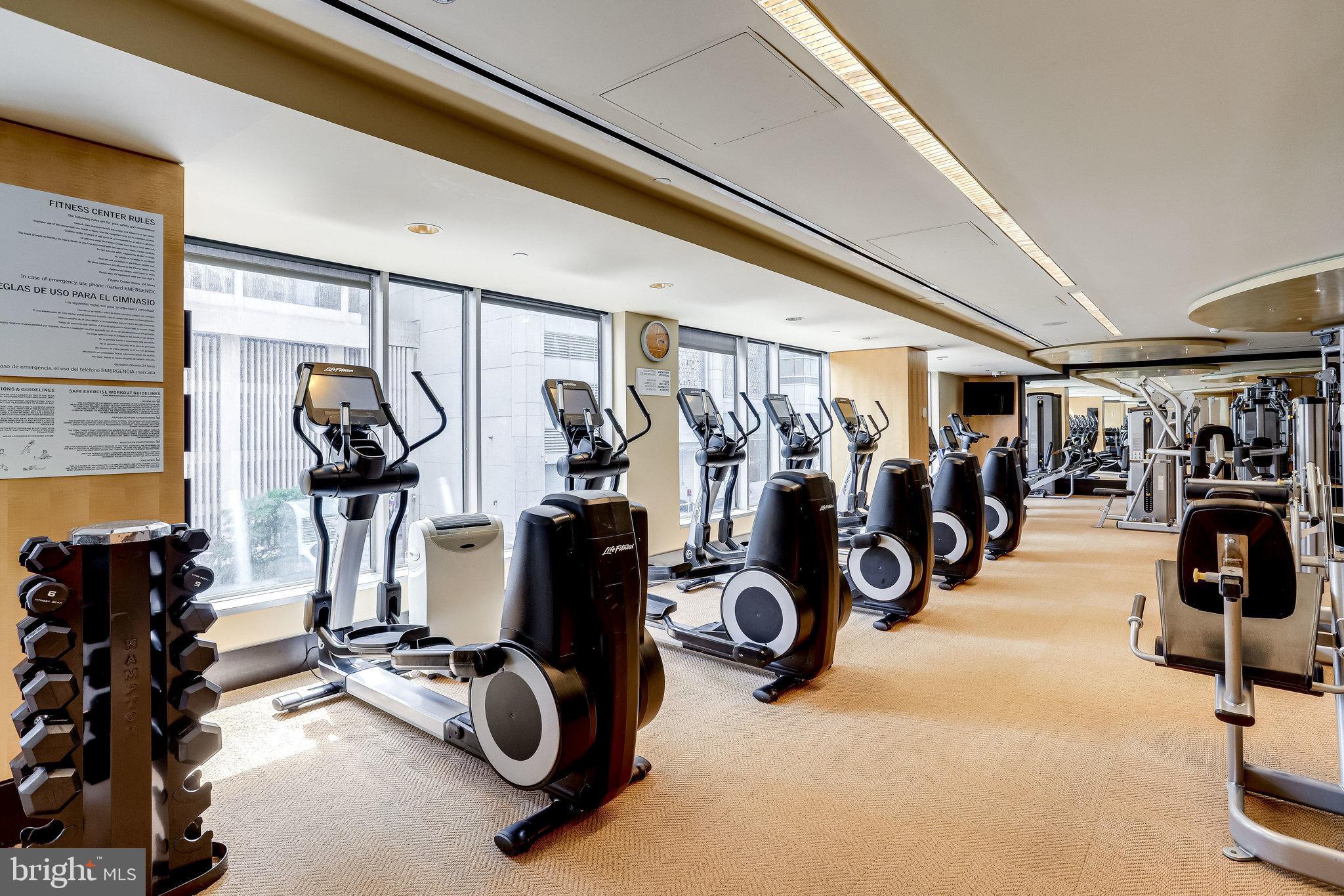 ROSSLYN - Residential Lease