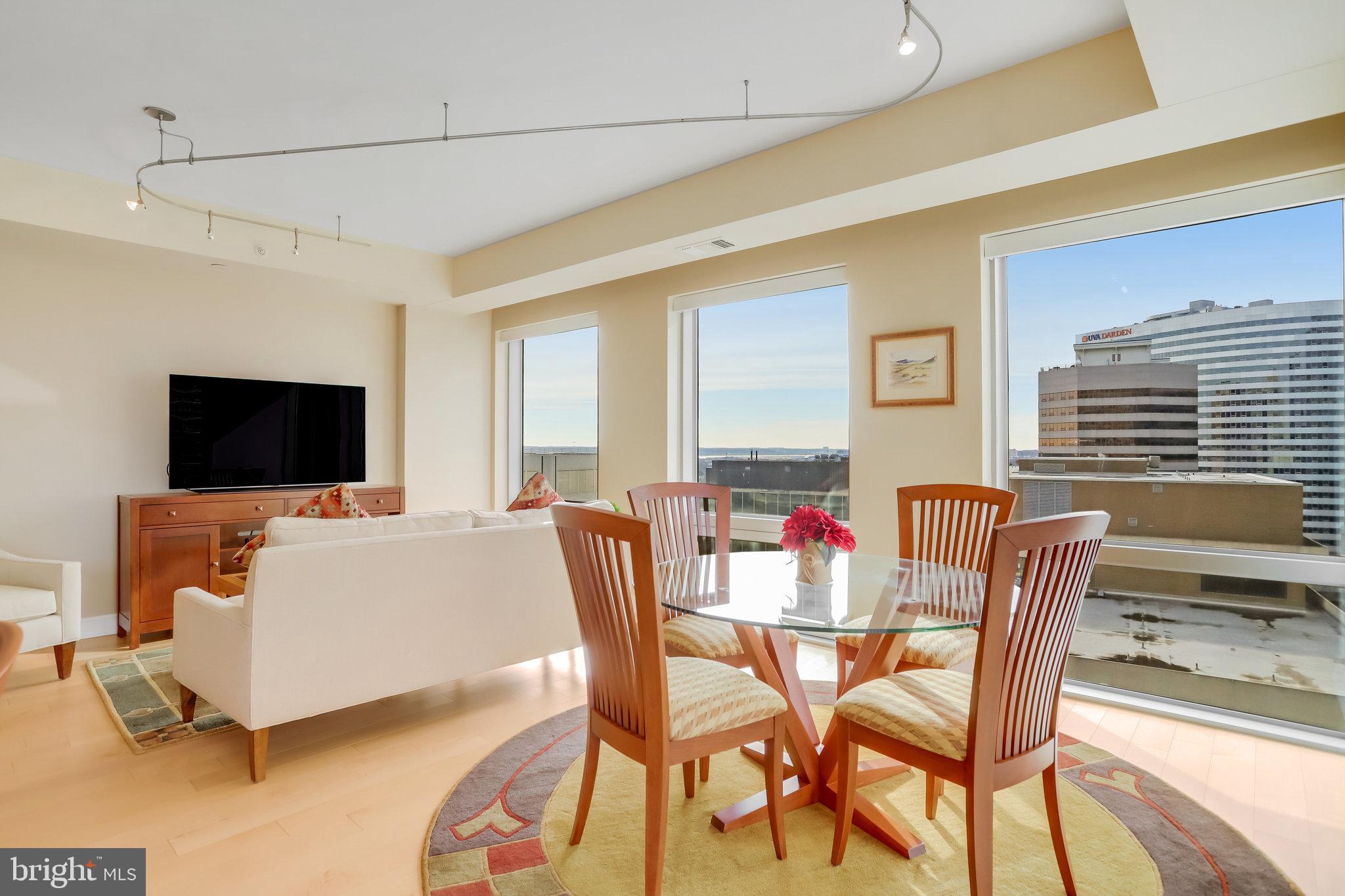 ROSSLYN - Residential Lease