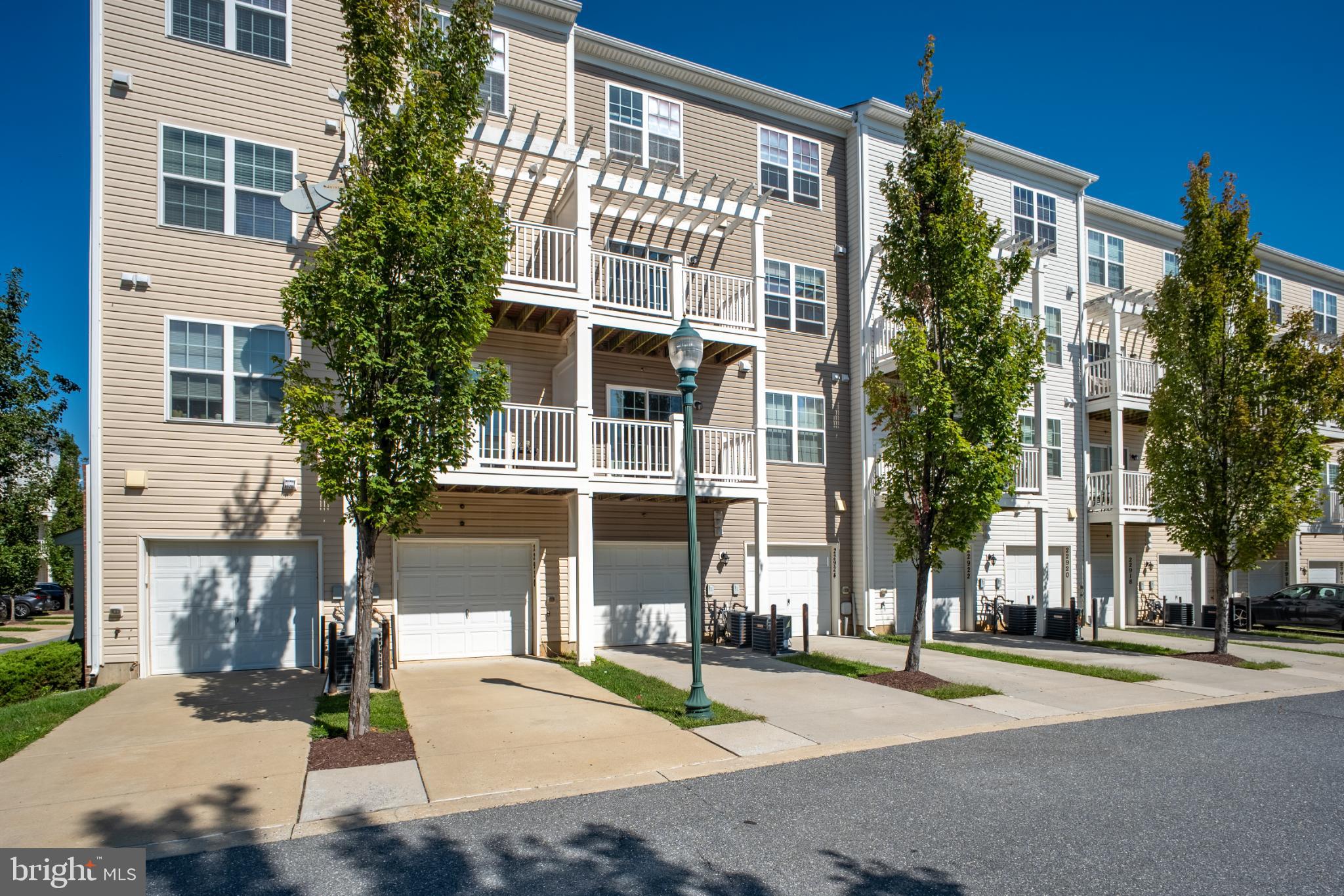 ARORA HILLS - Residential